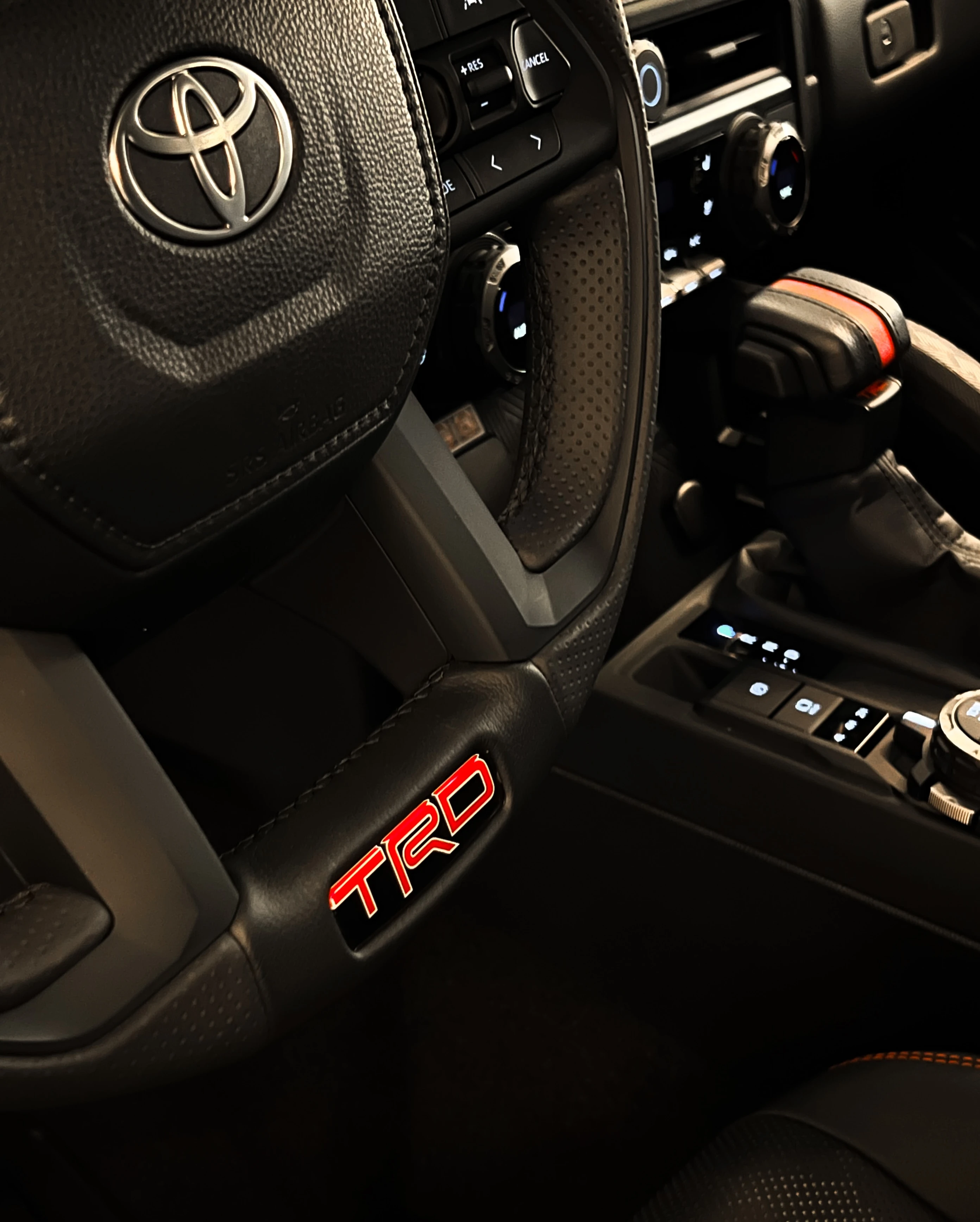 2026 Toyota 4Runner TRD Pro iForce Max — photo 10