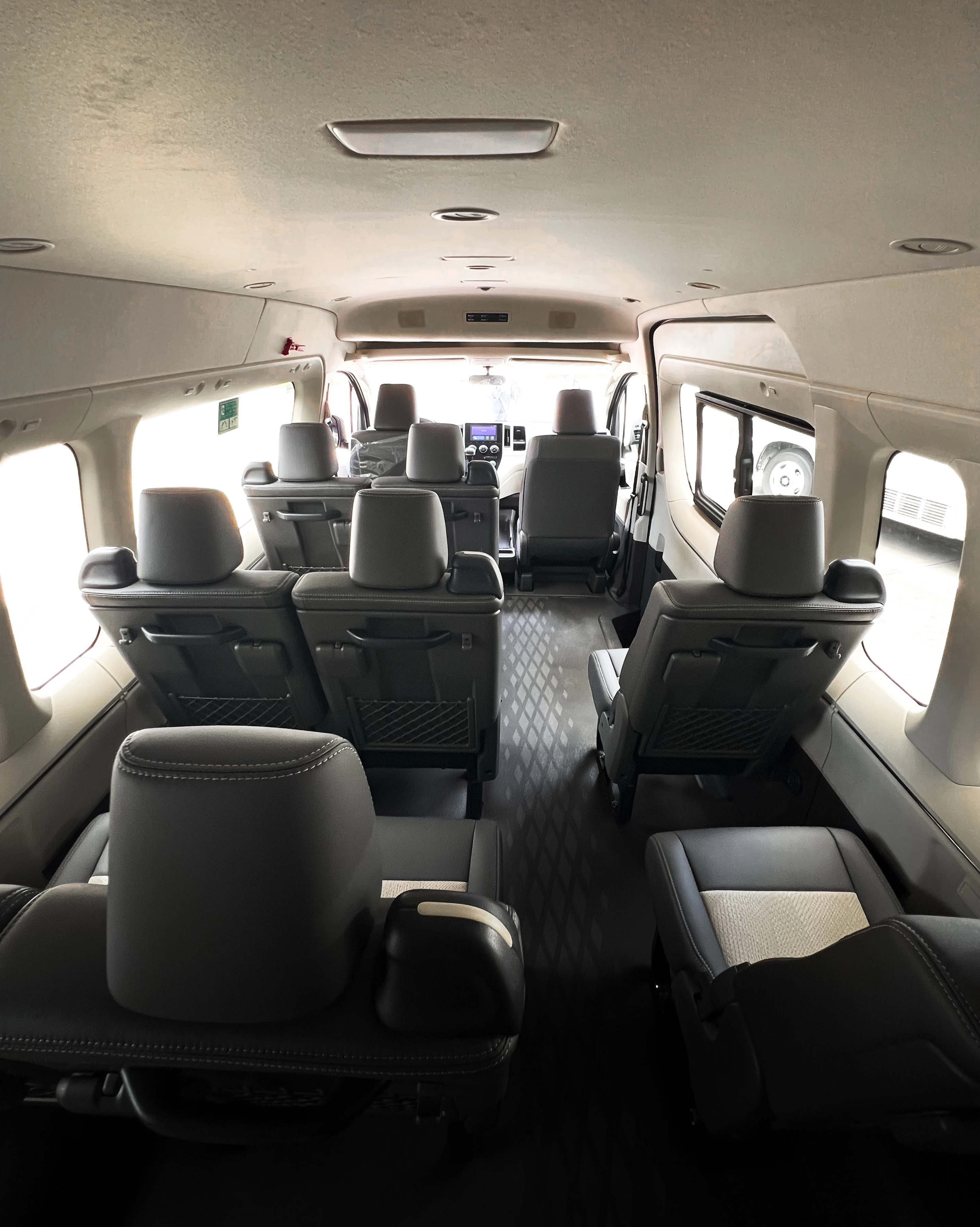 2026 Toyota Hiace — photo 13