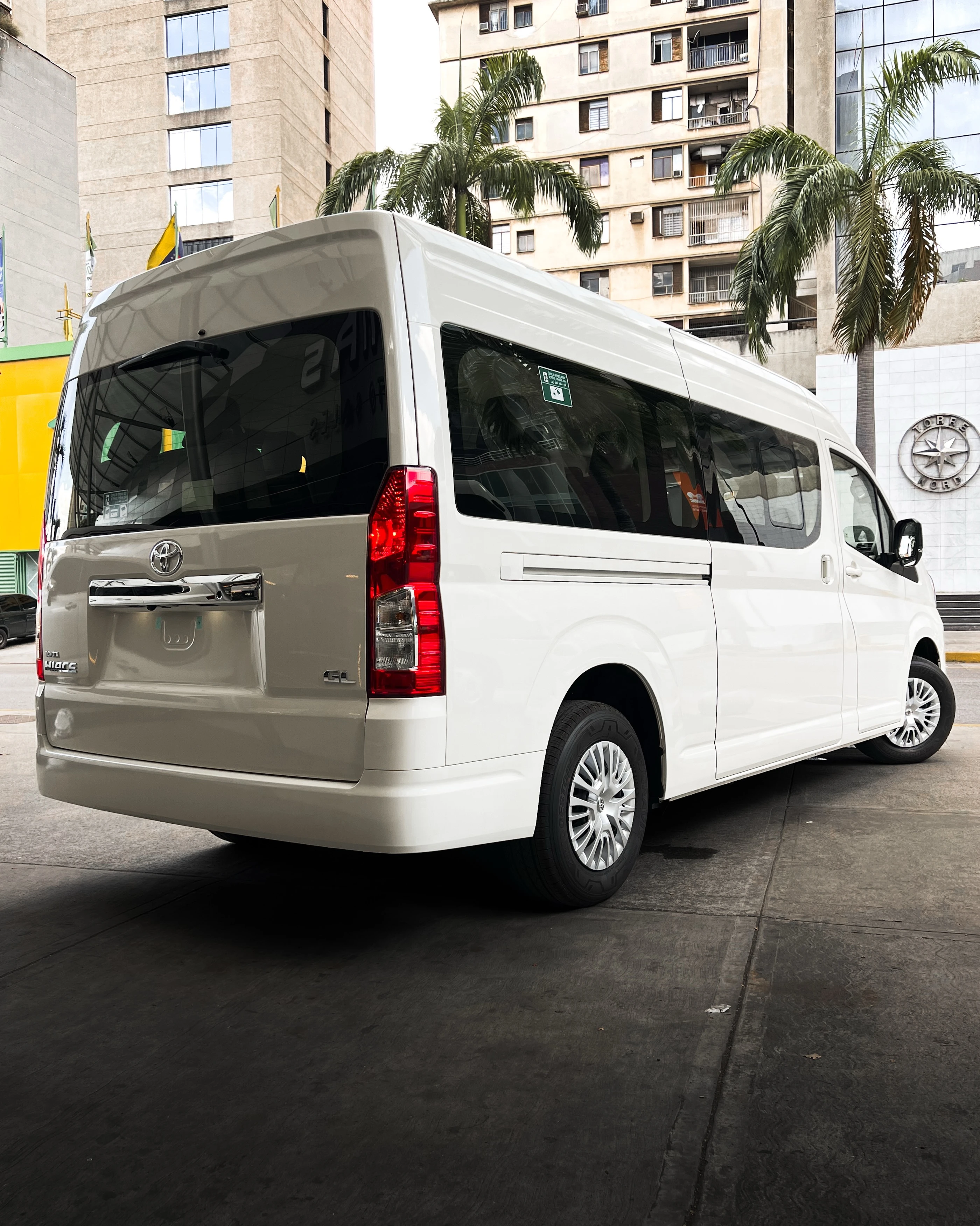 2026 Toyota Hiace — photo 18