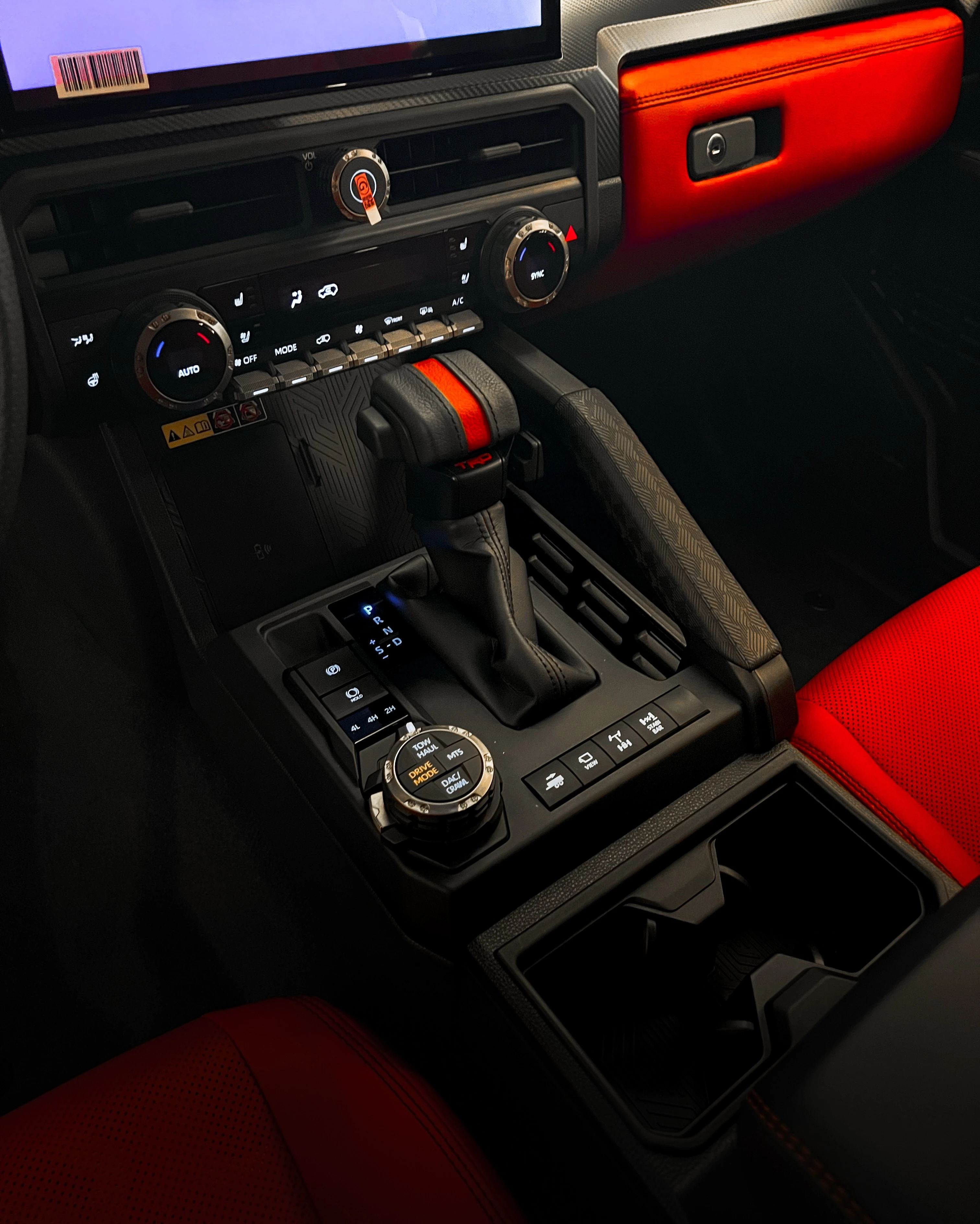 2026 Toyota 4Runner TRD Pro iForce Max — photo 9