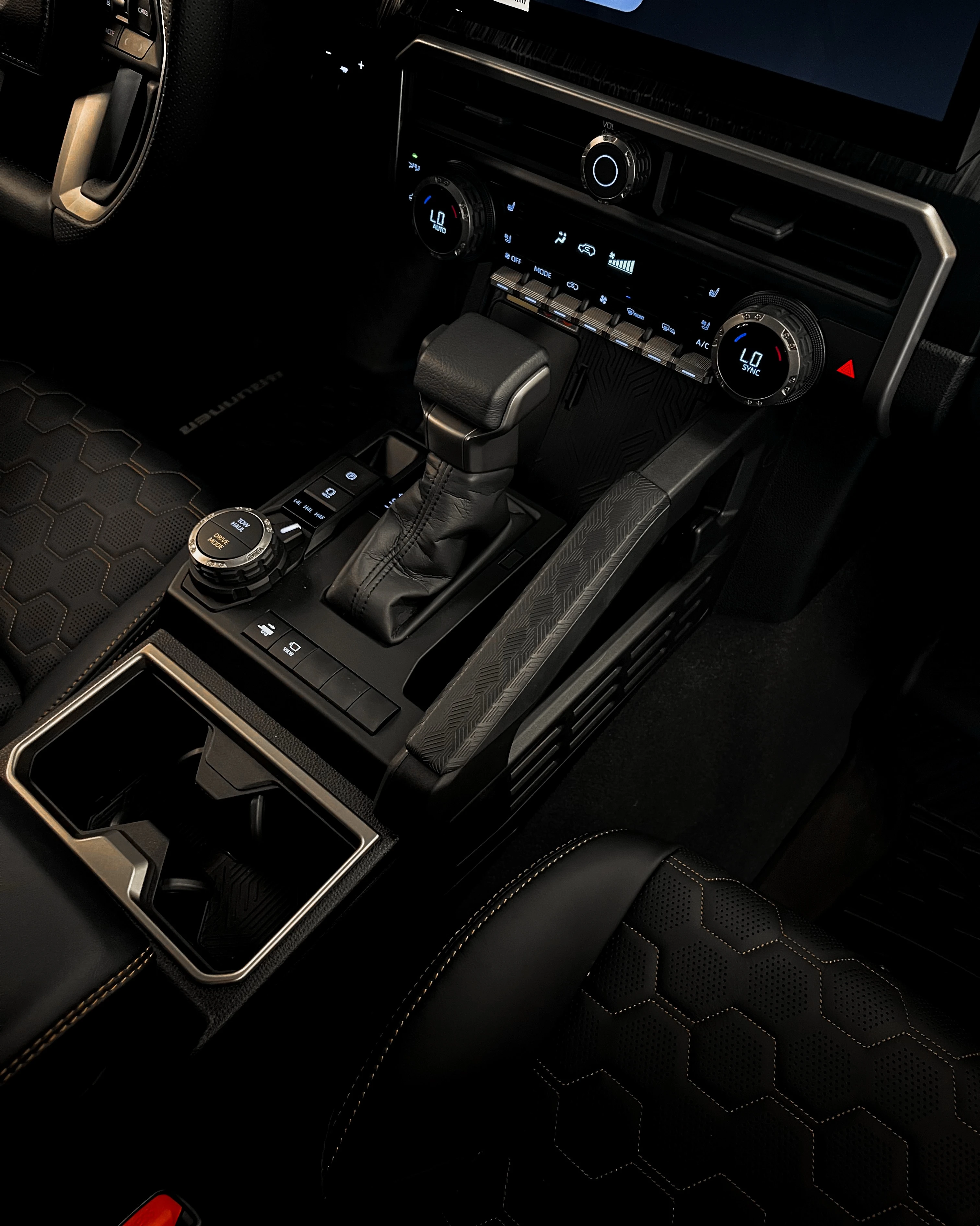 2026 Toyota 4Runner Platinum — photo 8