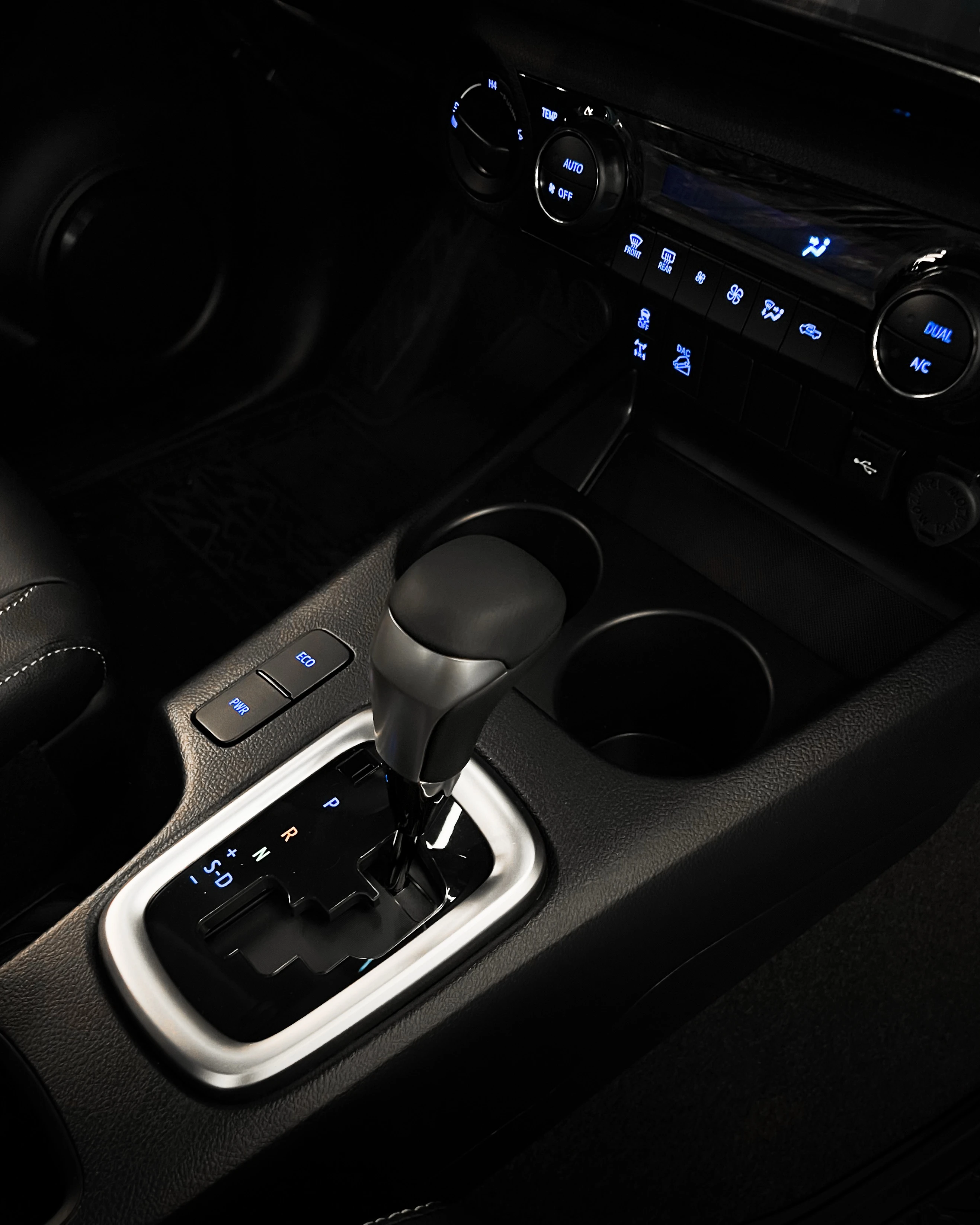 2026 Toyota Hilux SRX (Top de Gama) — photo 7