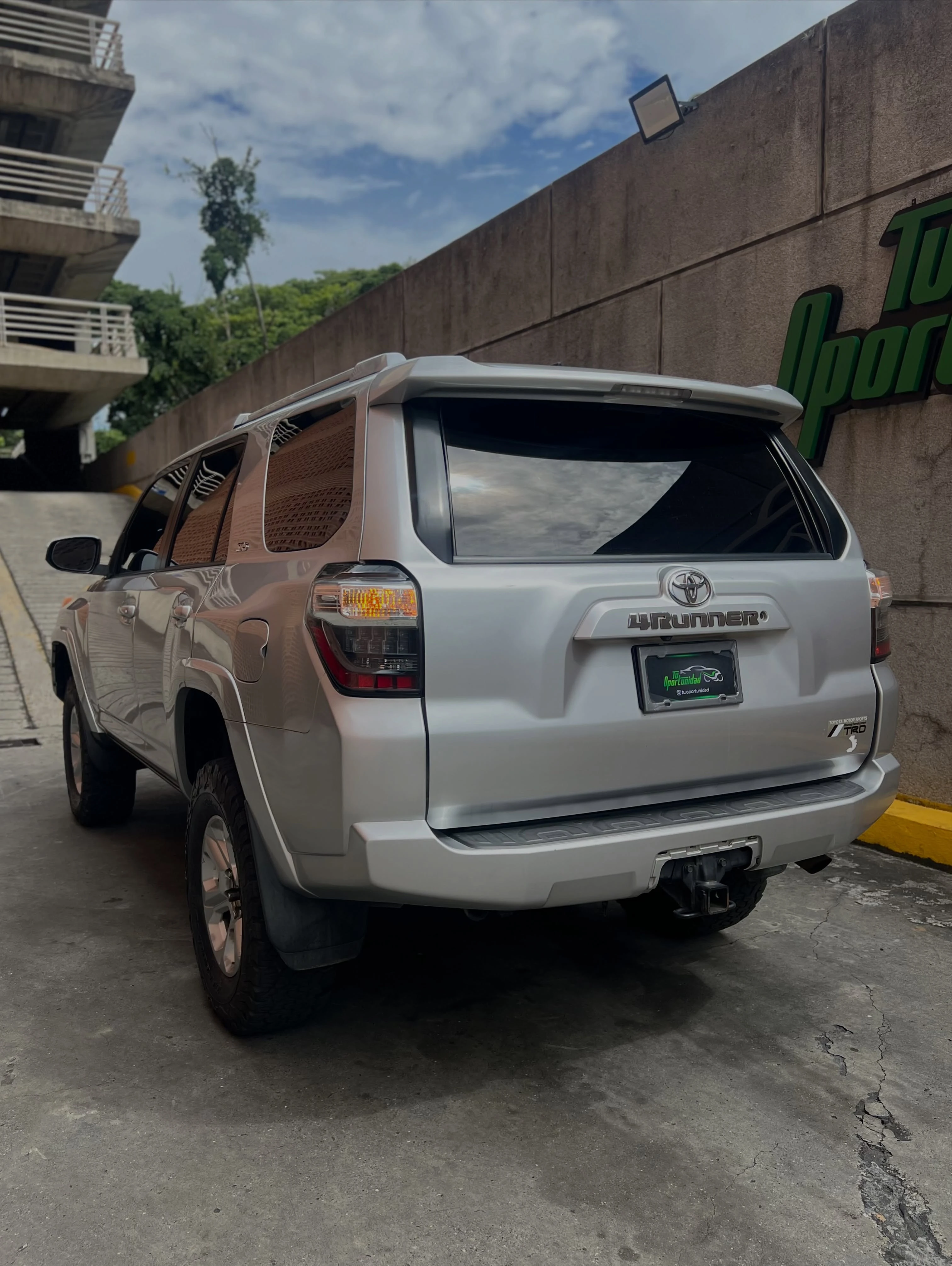 2016 Toyota 4Runner SR5 — photo 5