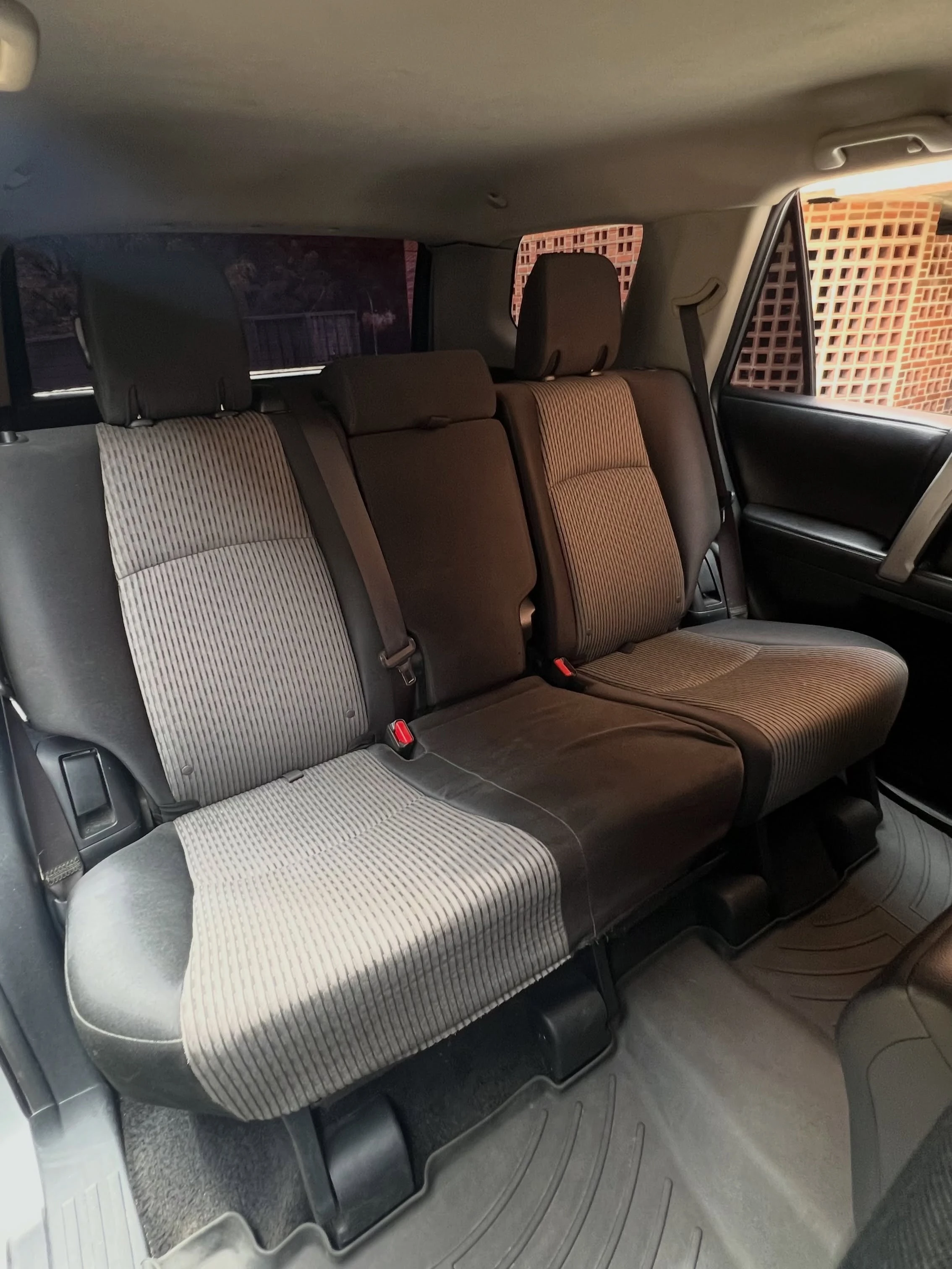 2016 Toyota 4Runner SR5 — photo 8