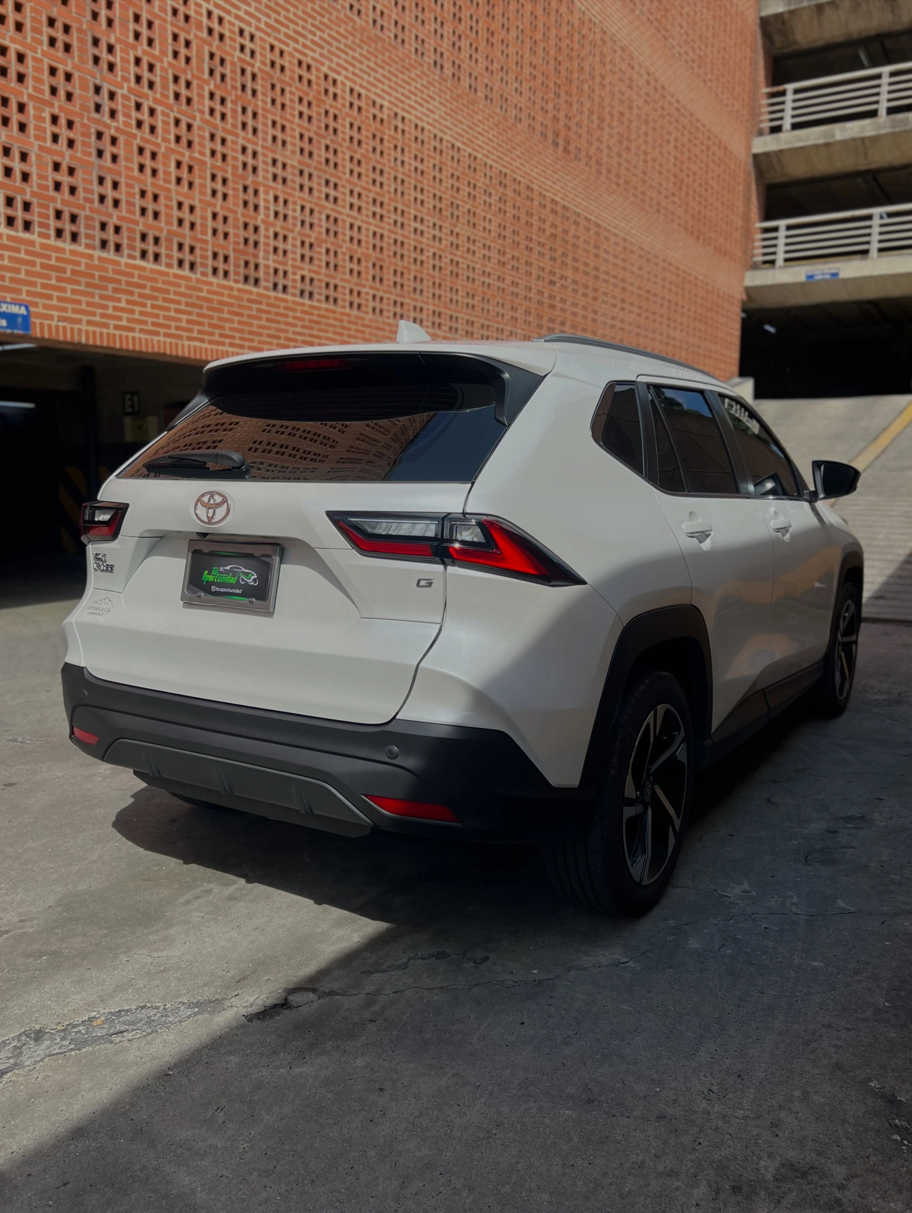 2024 Toyota Yaris Cross — photo 2