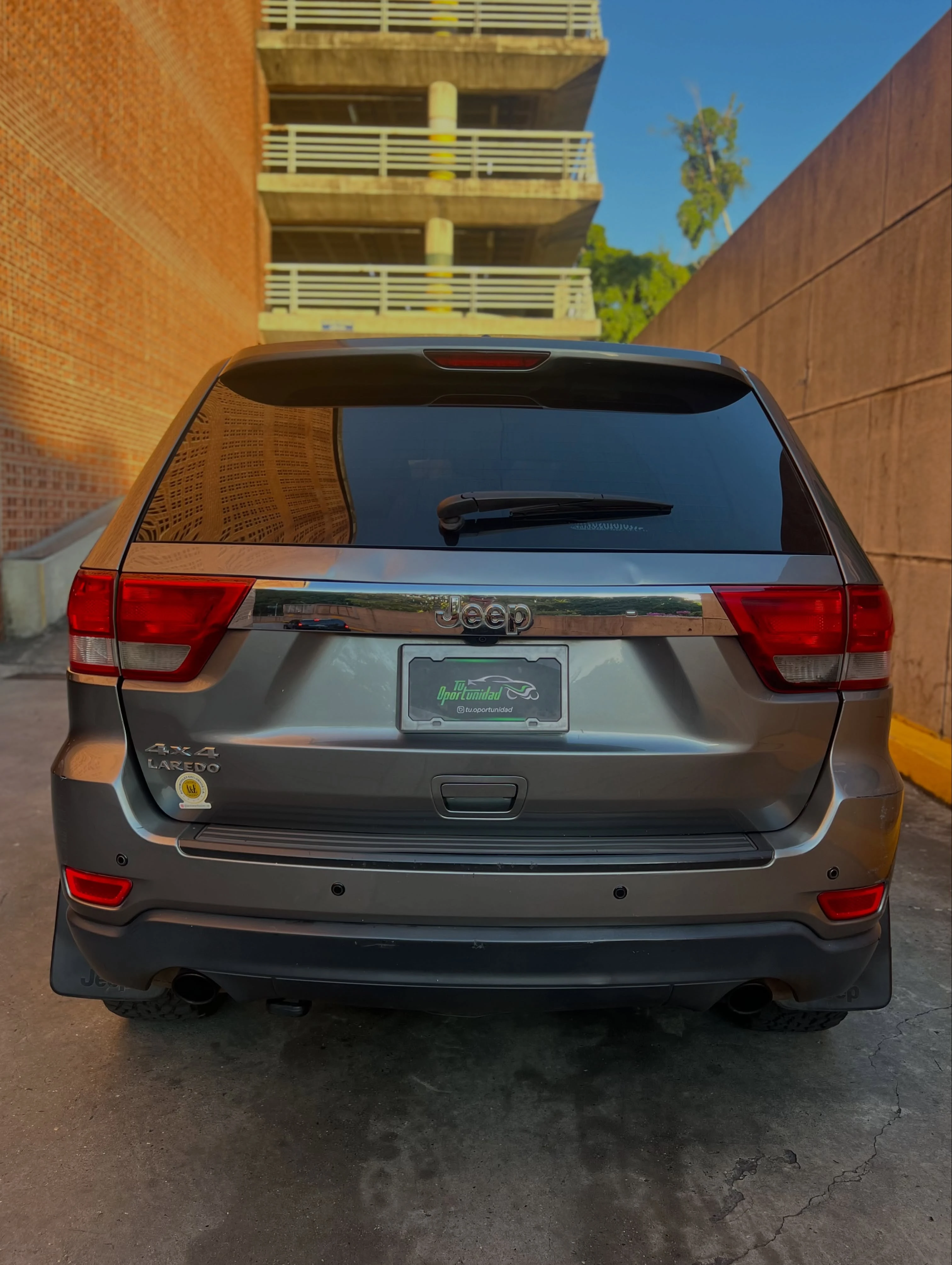 2011 Jeep Grand Cherokee WK2 — photo 4