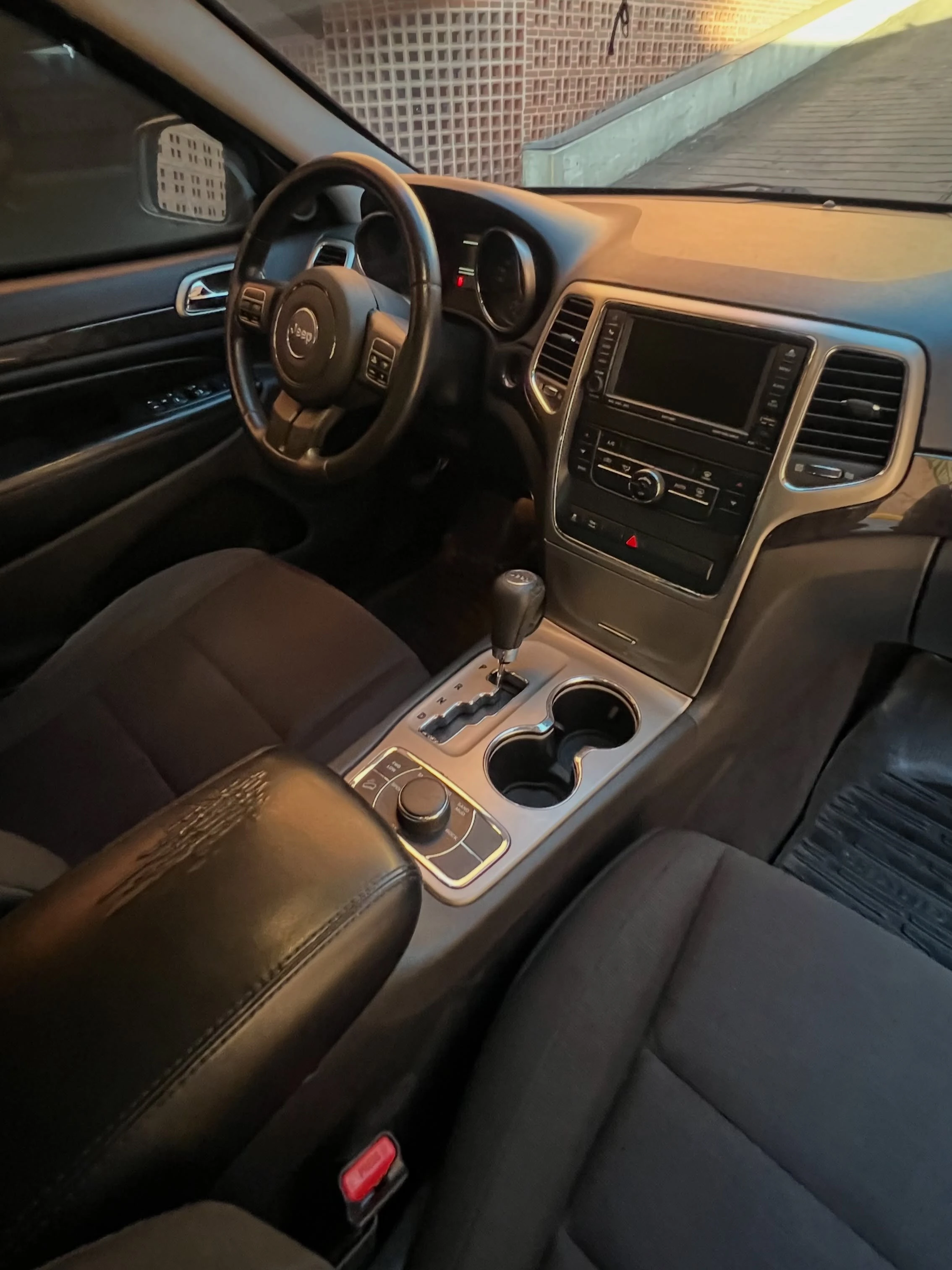 2011 Jeep Grand Cherokee WK2 — photo 10