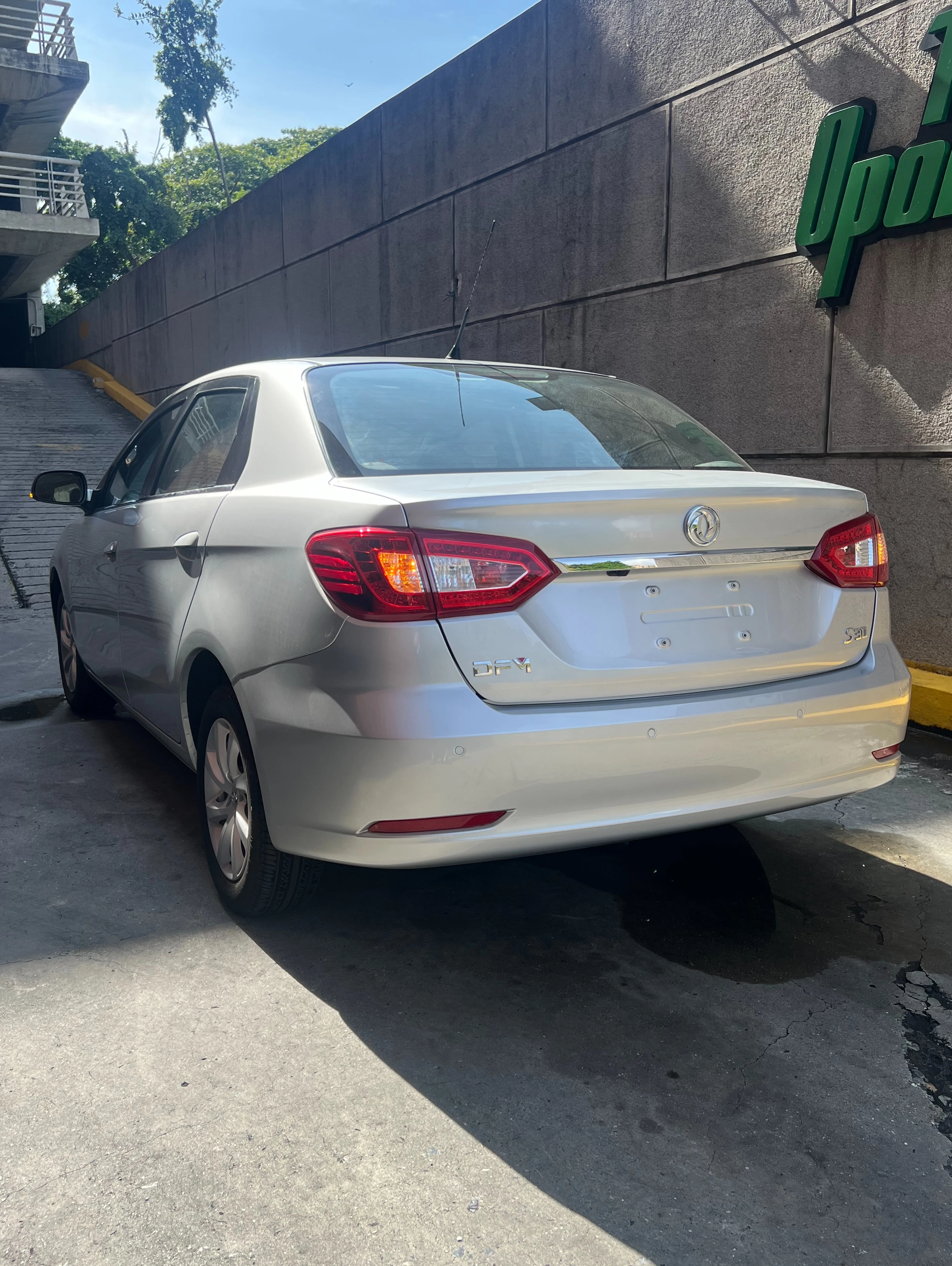 2026 Dongfeng S30 — photo 5