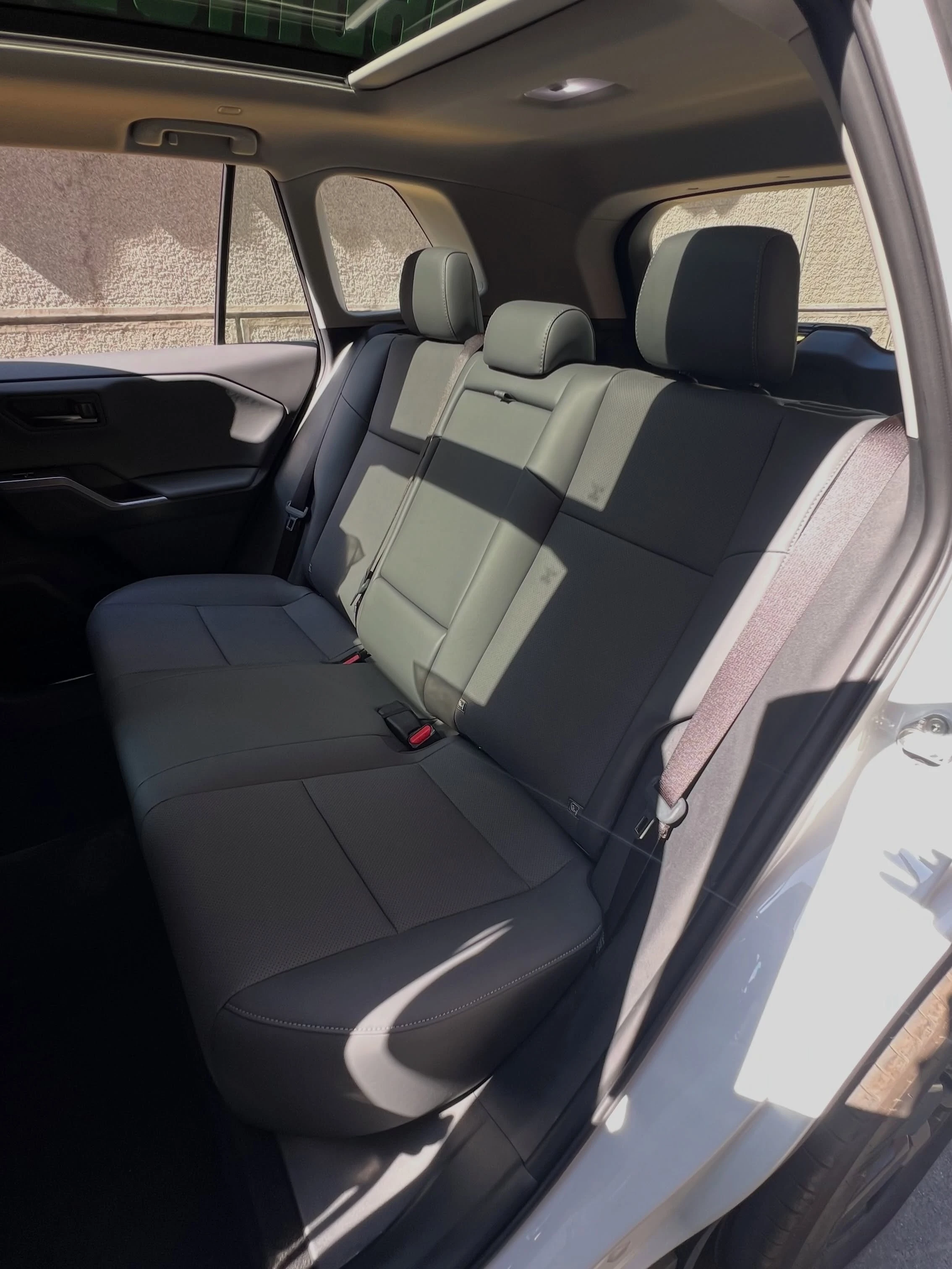 2026 Toyota RAV4 — photo 7