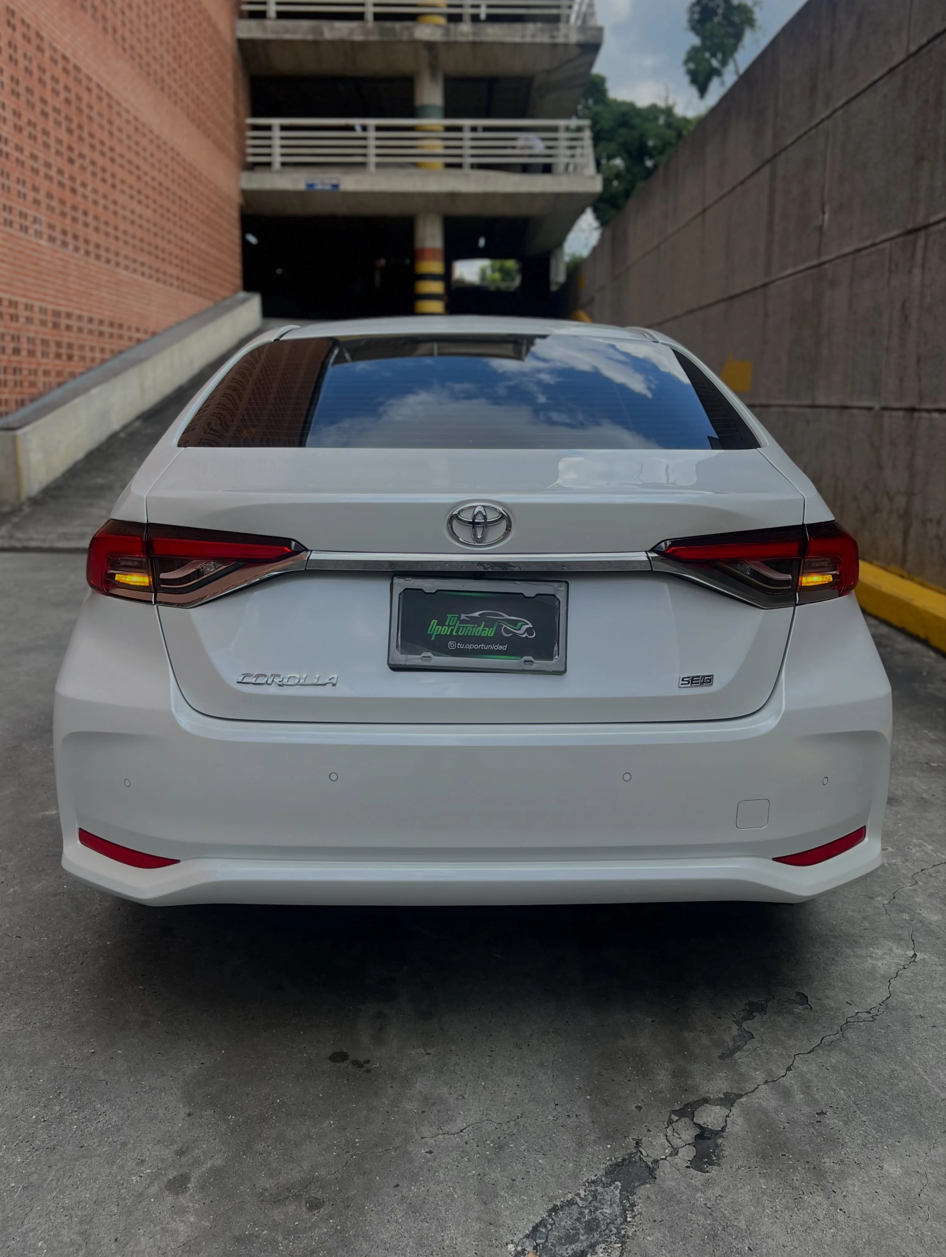 2025 Toyota Corolla SEG — photo 4