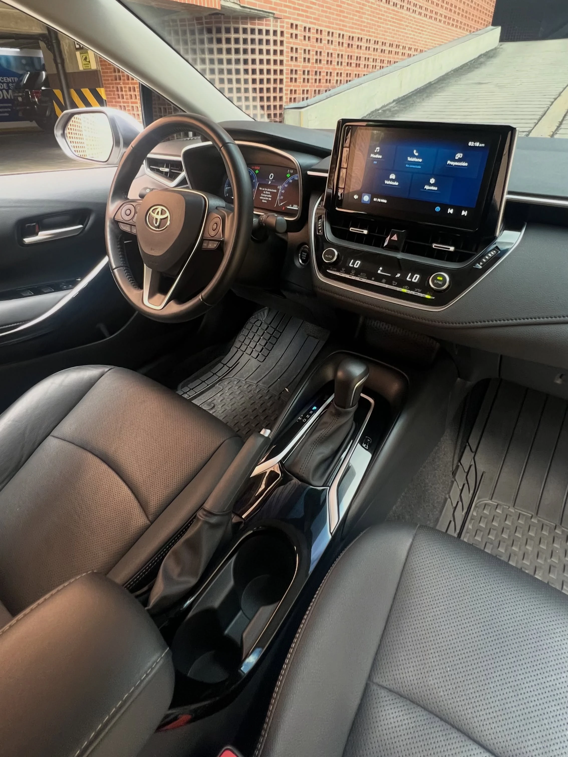 2025 Toyota Corolla SEG — photo 10