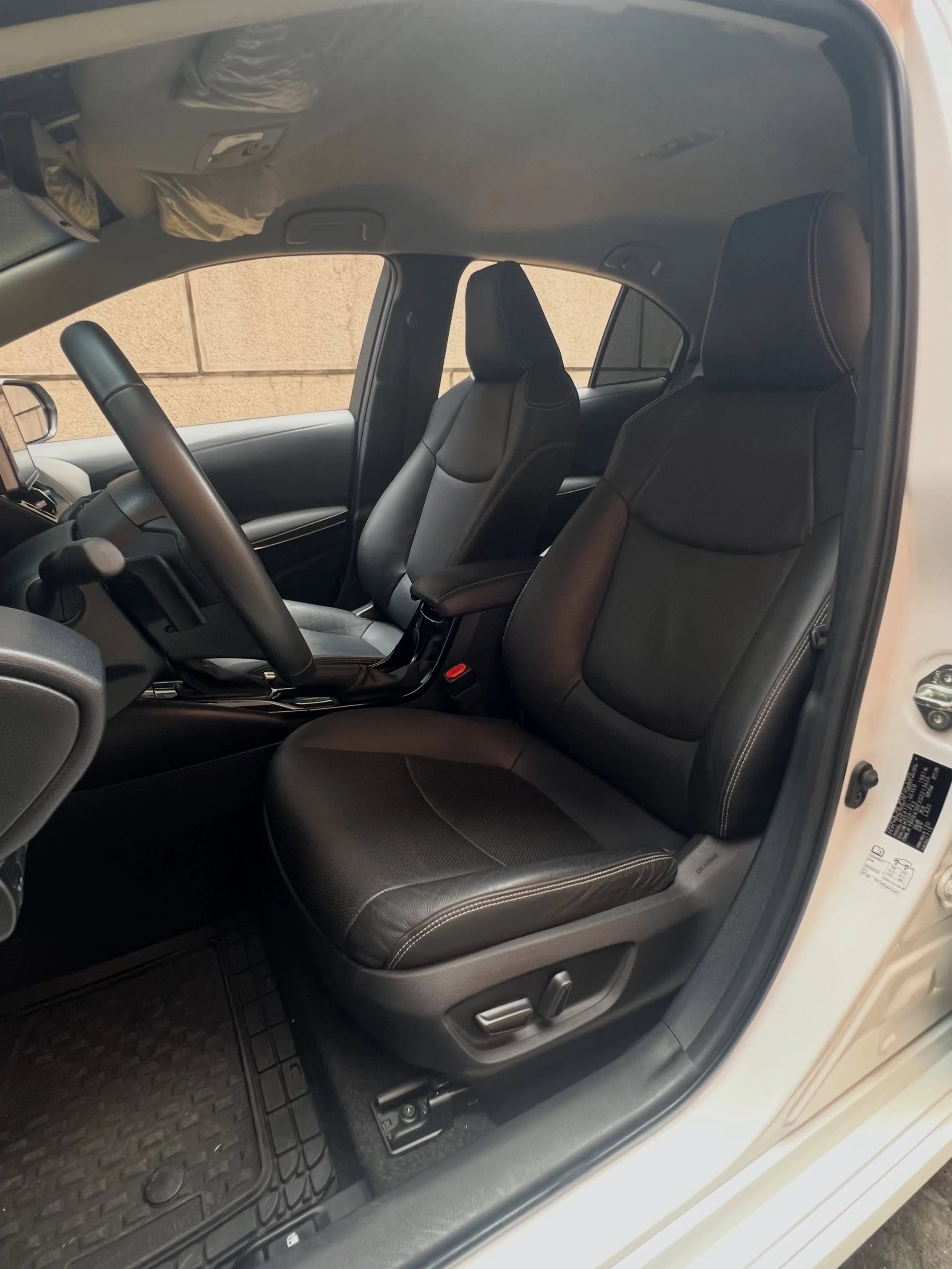 2025 Toyota Corolla SEG — photo 14