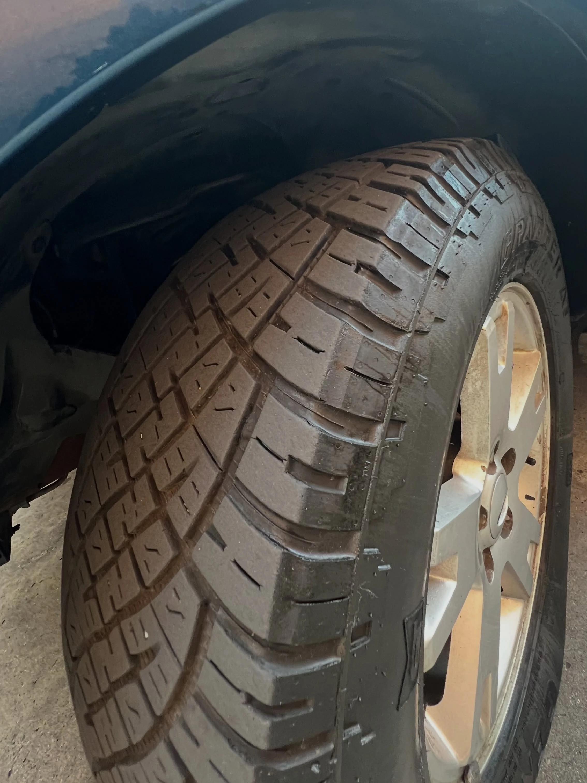 2010 Ford Explorer Limited — photo 16