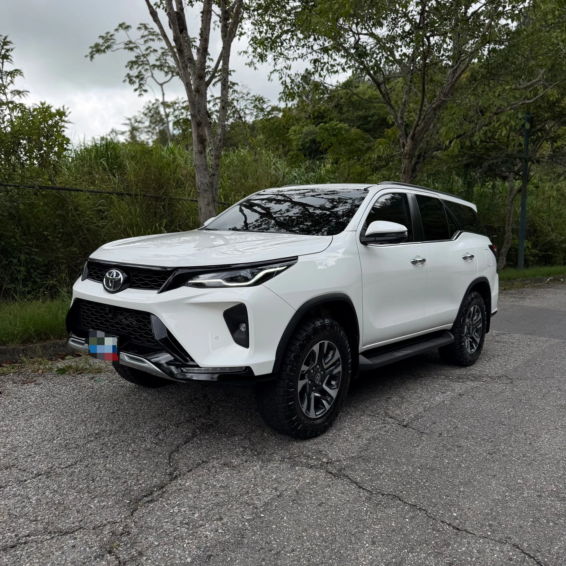 2025 Toyota Fortuner SW4
