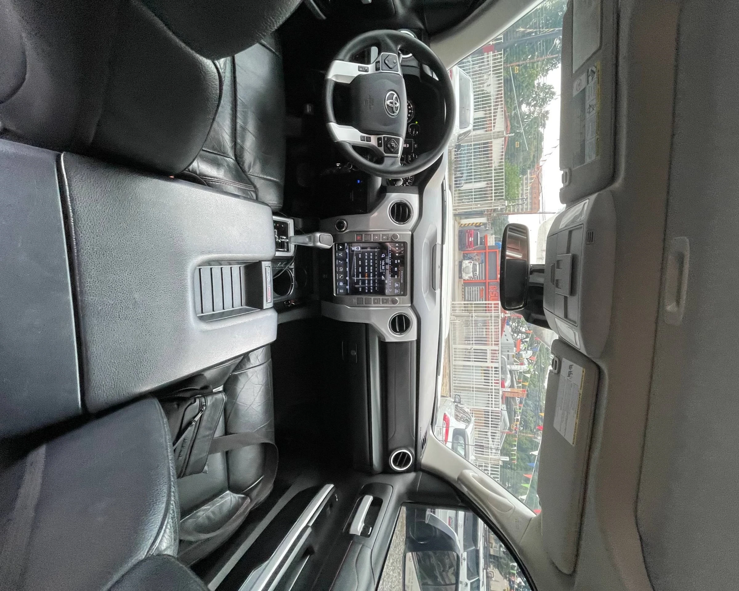 2019 Toyota Tundra TRD PRO V8 — foto 10