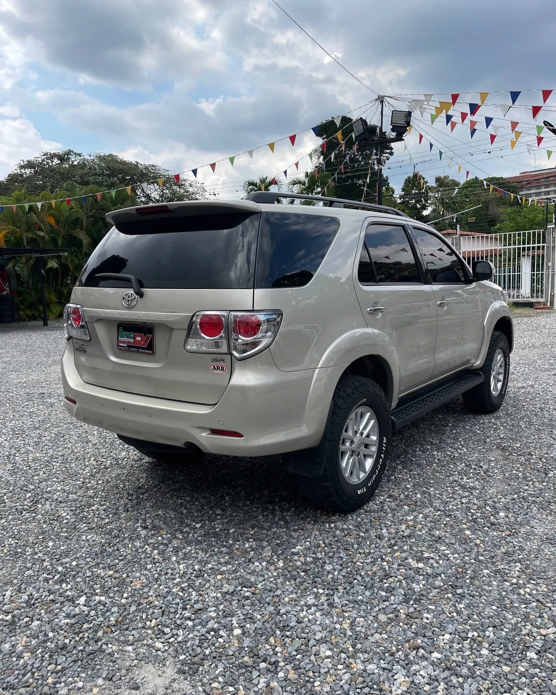 2013 Toyota Fortuner — foto 5