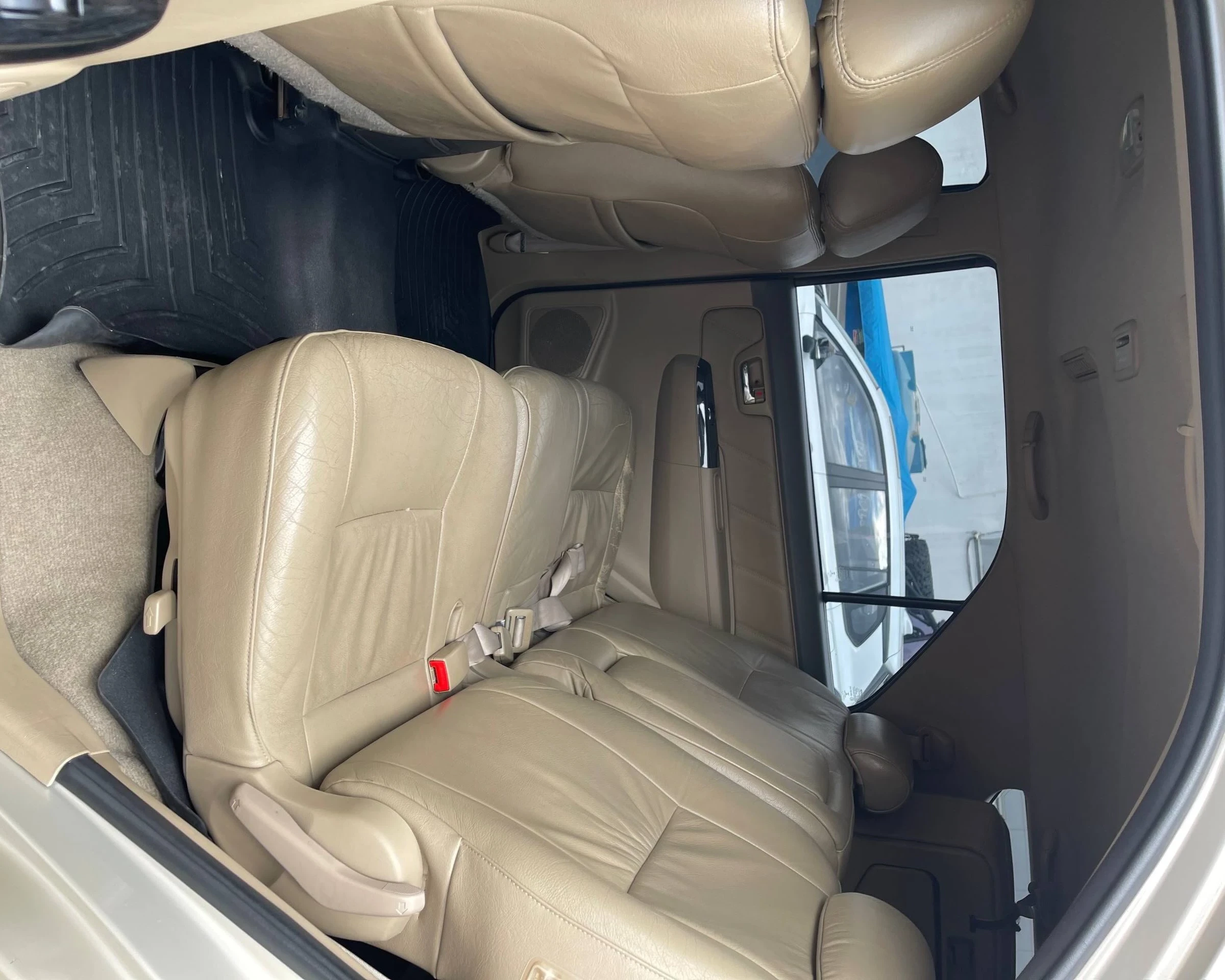 2013 Toyota Fortuner — foto 8