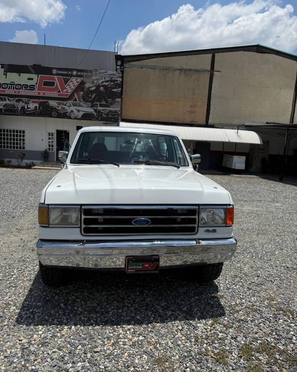 1991 Ford Bronco — foto 2