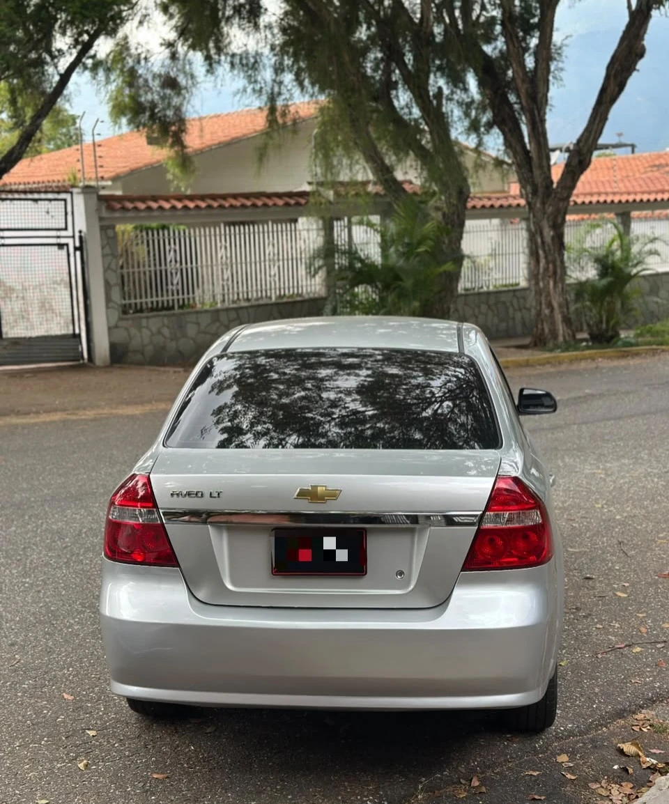 2013 Chevrolet Aveo — foto 4