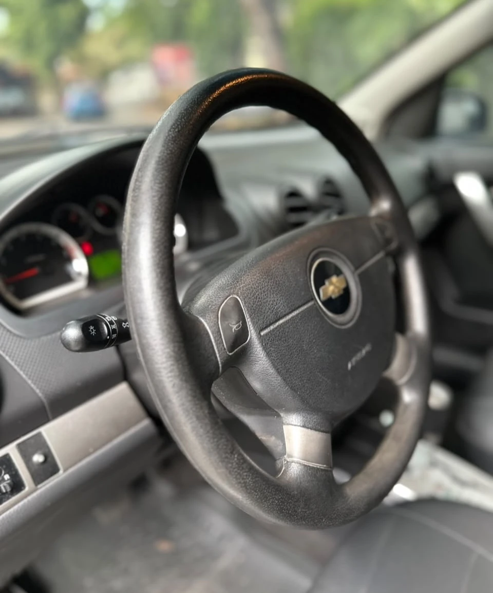 2013 Chevrolet Aveo — foto 7