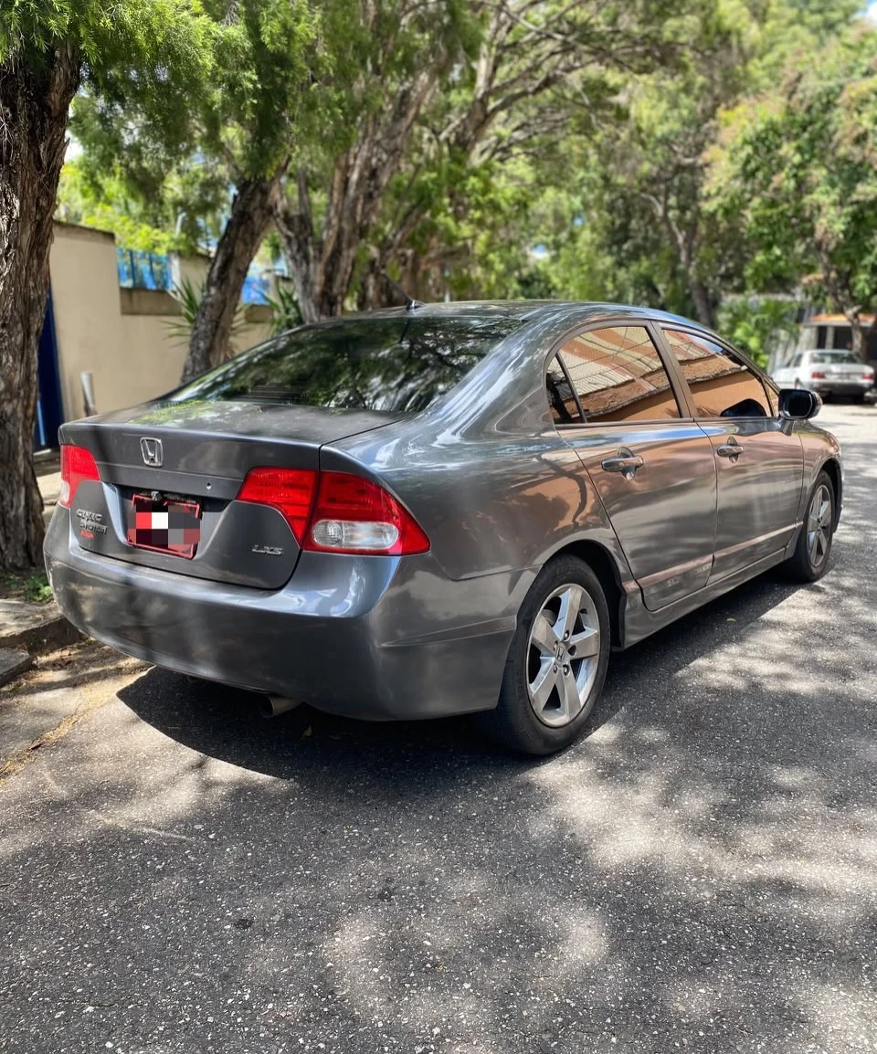 2007 Honda Civic Emotion — foto 2