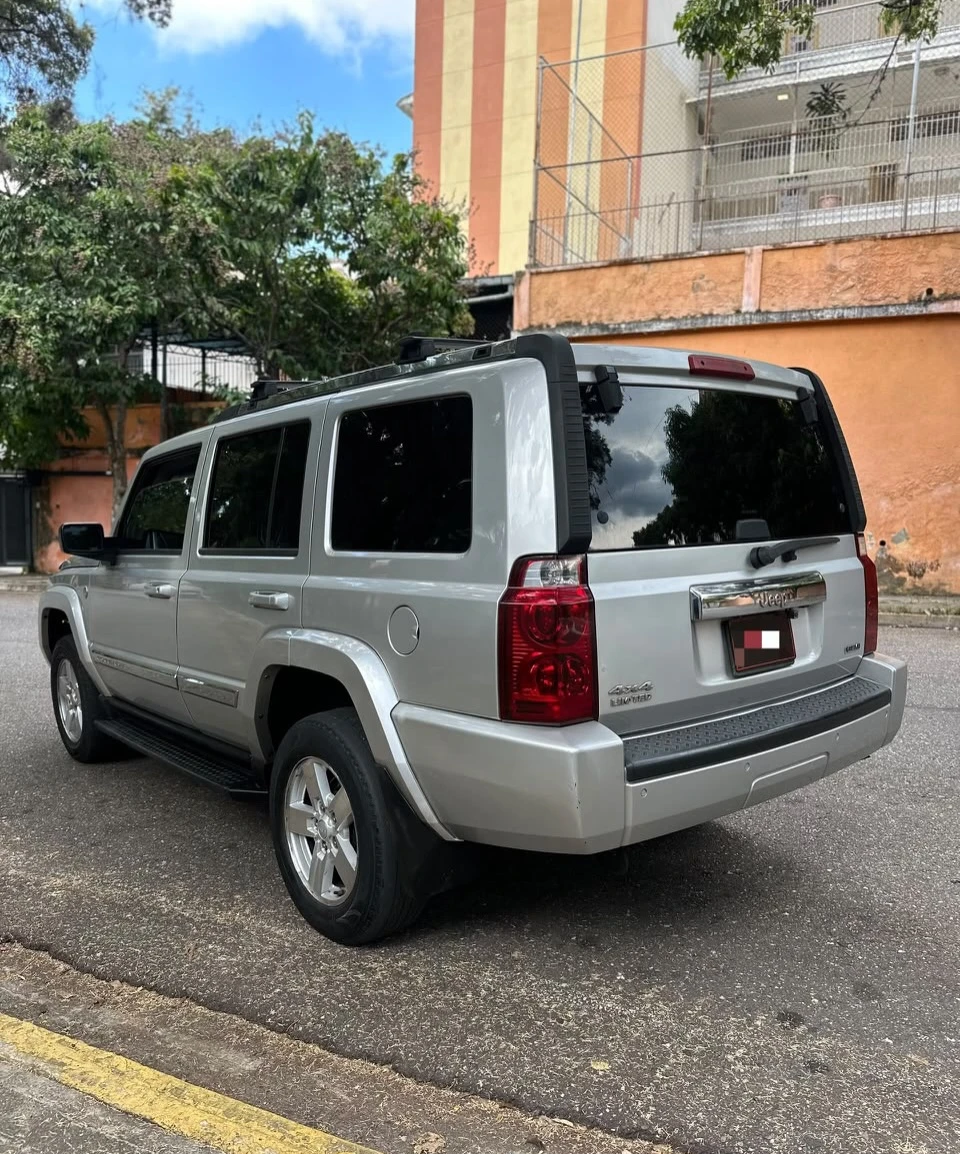 2008 Jeep Commander — foto 3