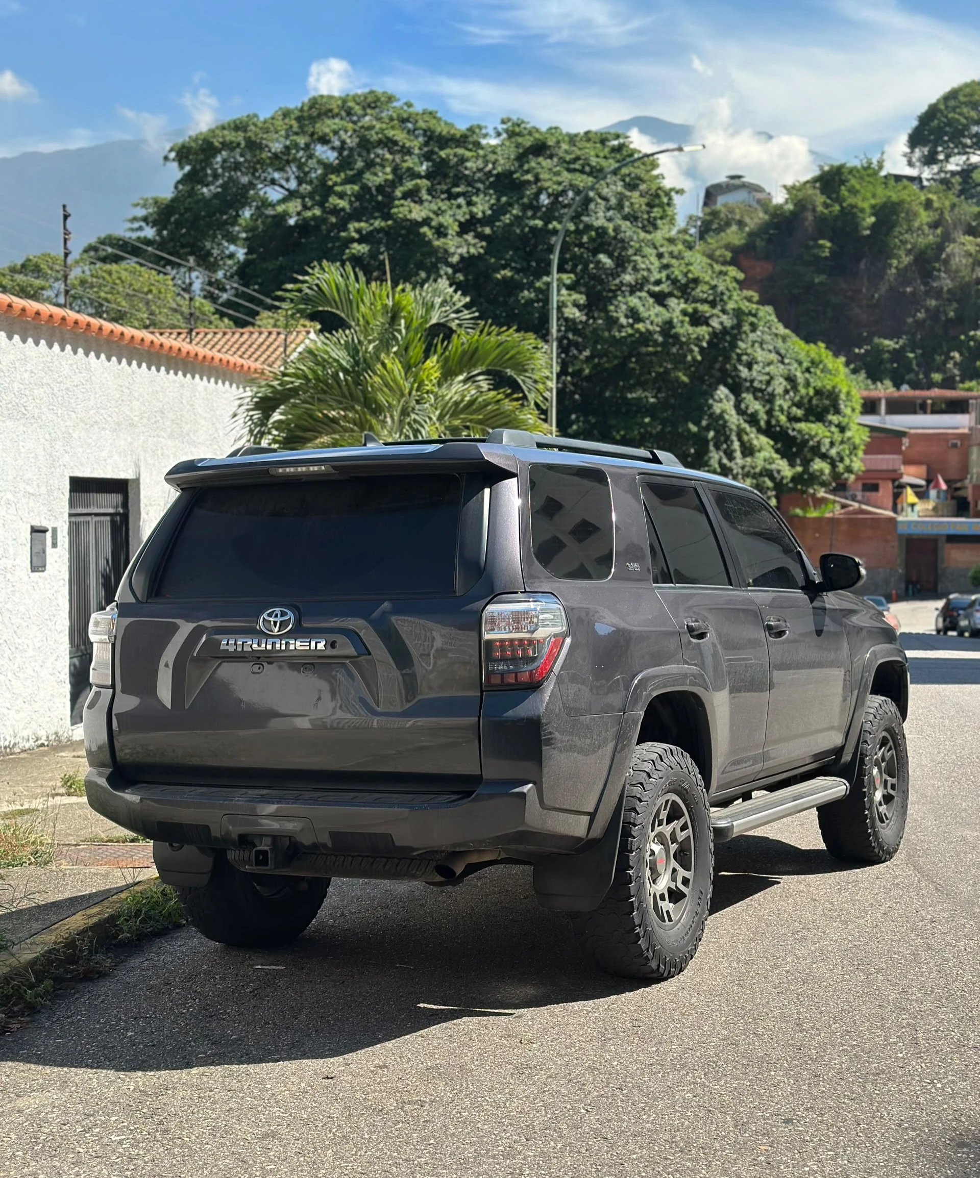 2018 Toyota 4Runner — foto 2