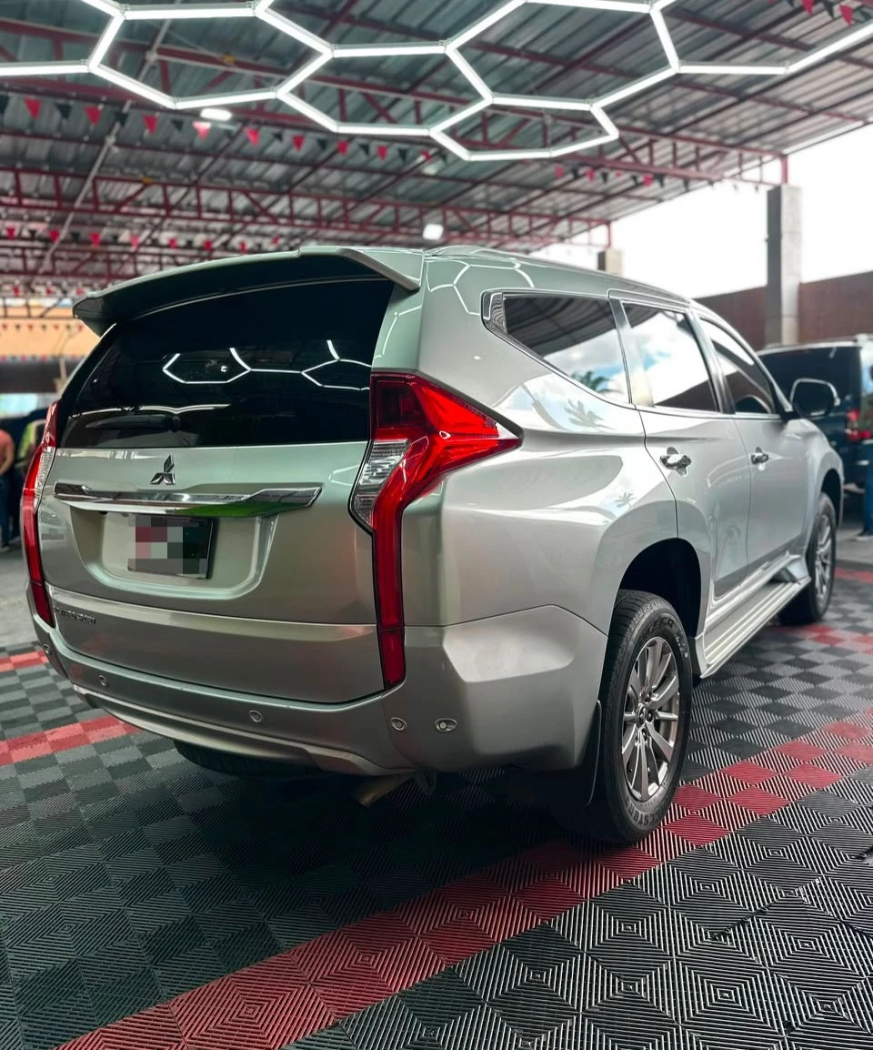 2019 Mitsubishi Montero Sport — foto 2