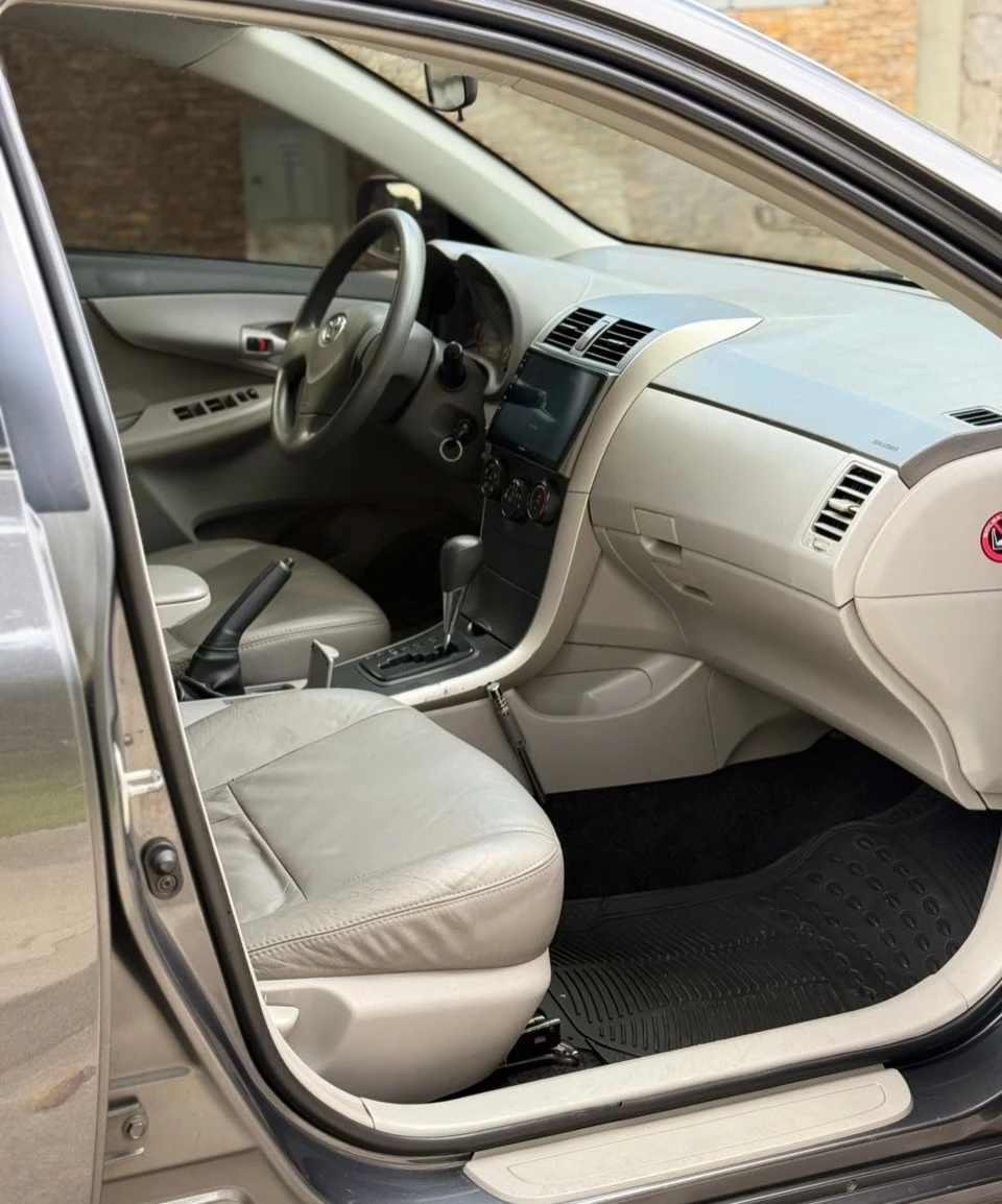 2011 Toyota Corolla Xei — foto 9