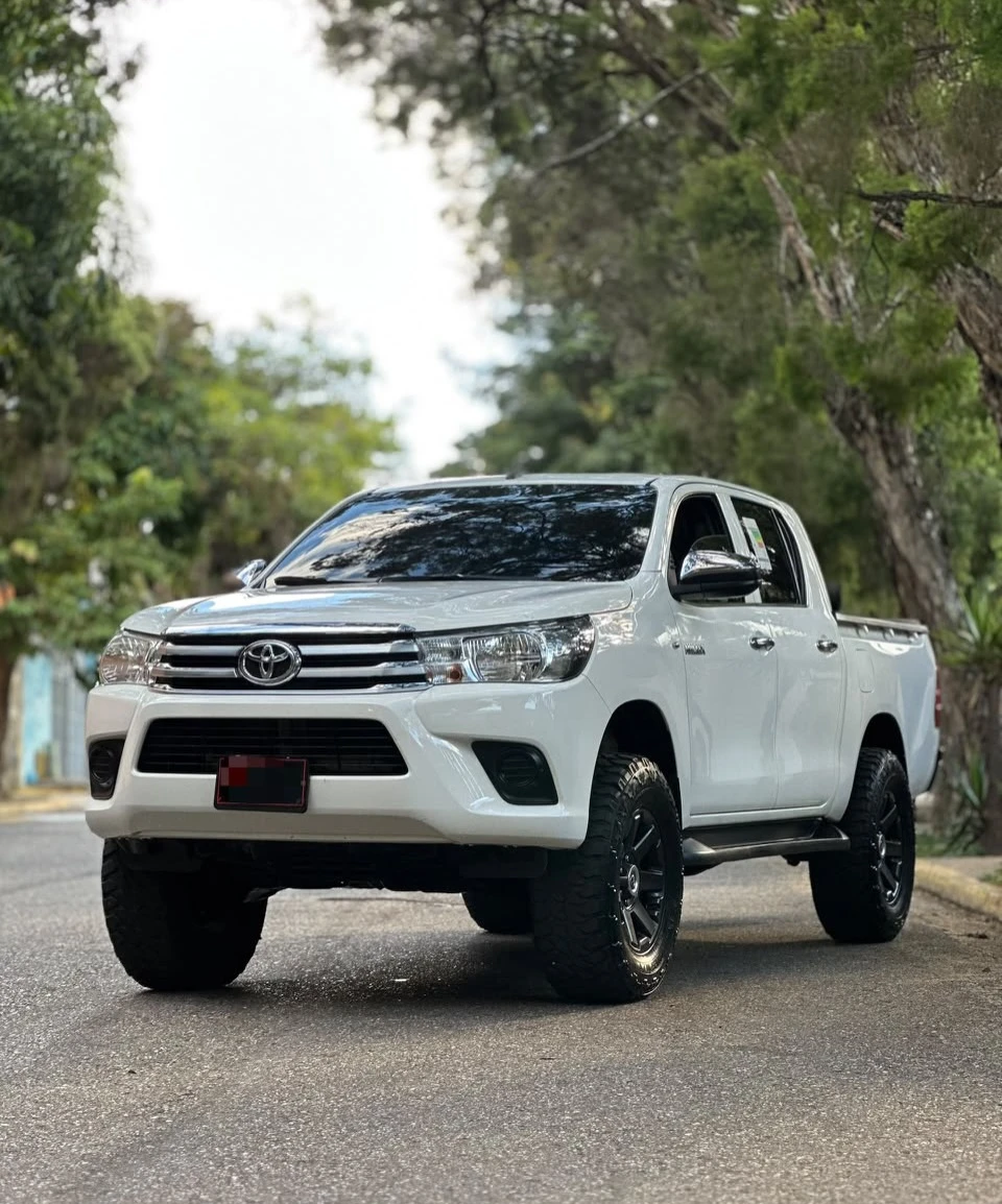 2022 Toyota Hilux 2.7
