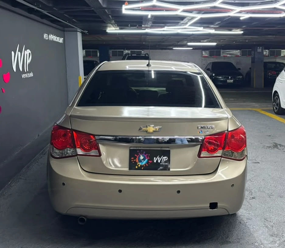 2013 Chevrolet Cruze — foto 5
