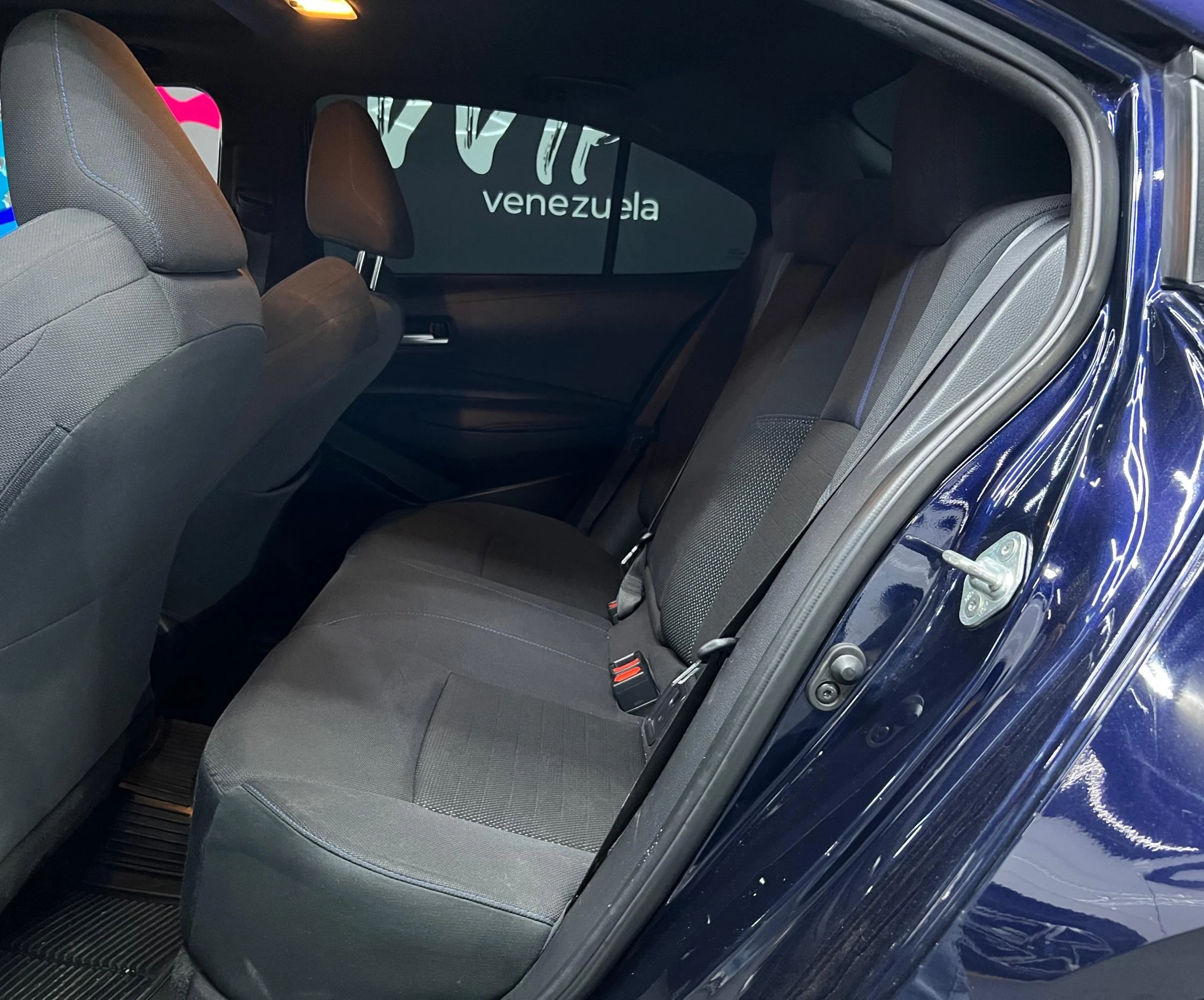2020 Toyota Corolla SE — foto 12