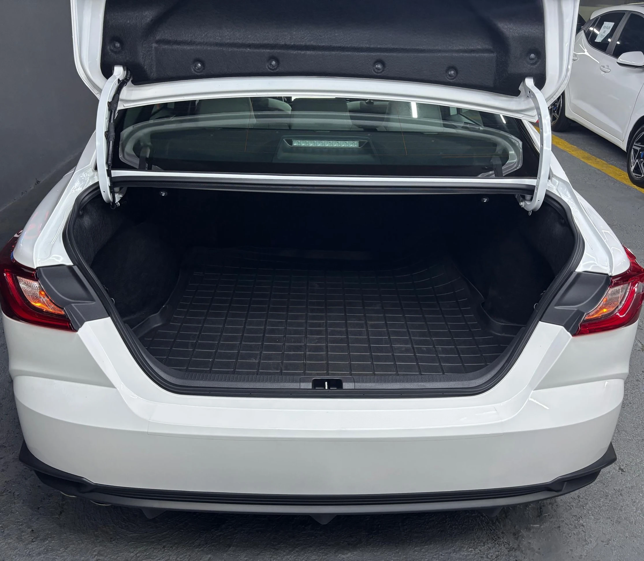 2026 Toyota Camry SE Americano — foto 11