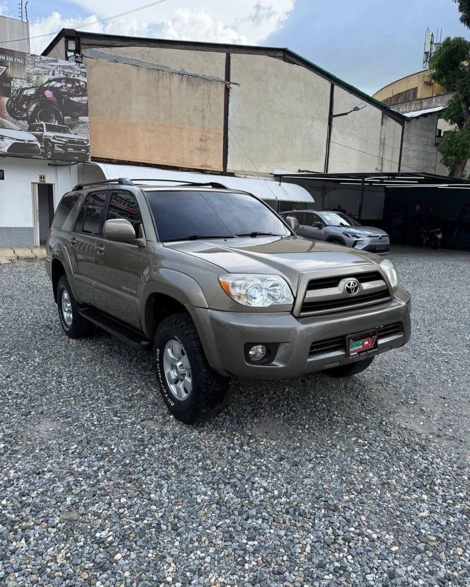 2007 Toyota 4Runner LIMITED 2007 — foto 2