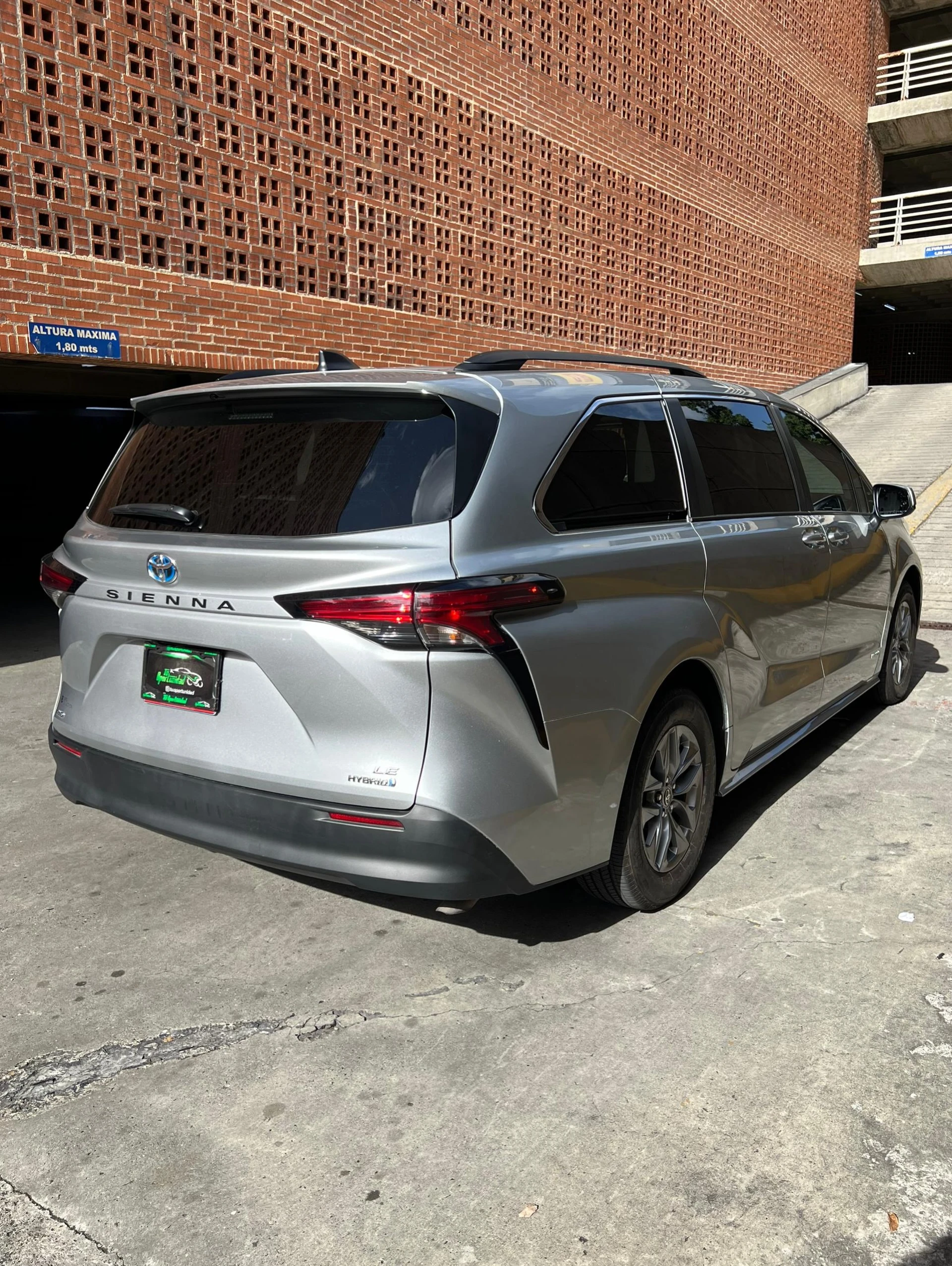 2021 Toyota Sienna HEV XLE — foto 3