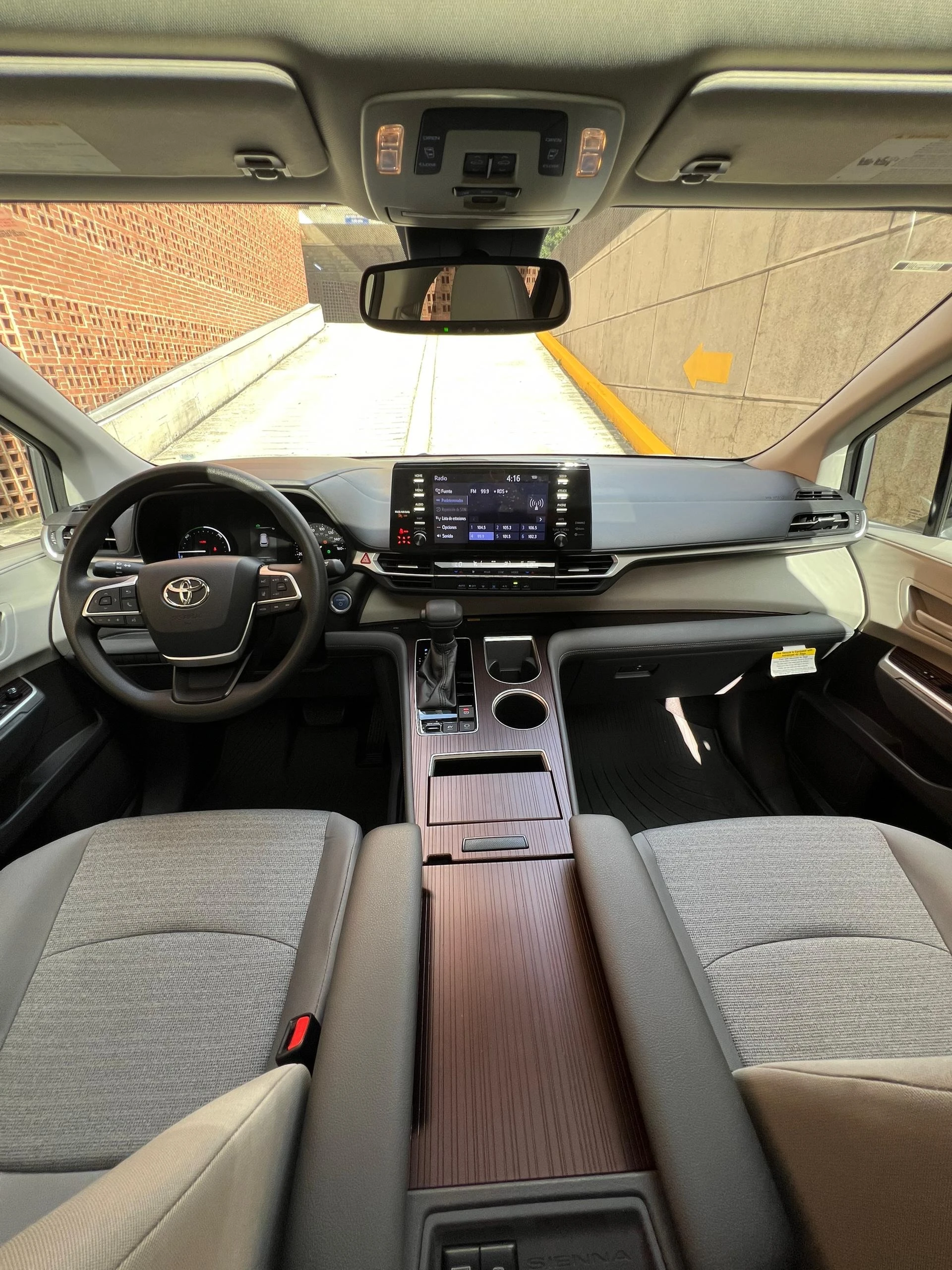2021 Toyota Sienna HEV XLE — foto 9