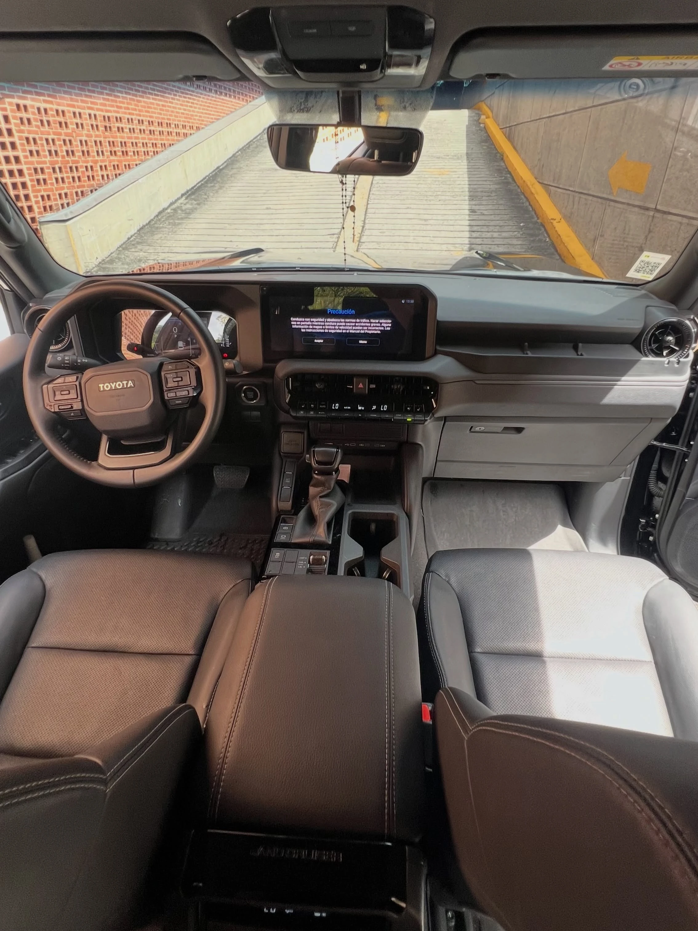 2025 Toyota Land Cruiser Prado — foto 10