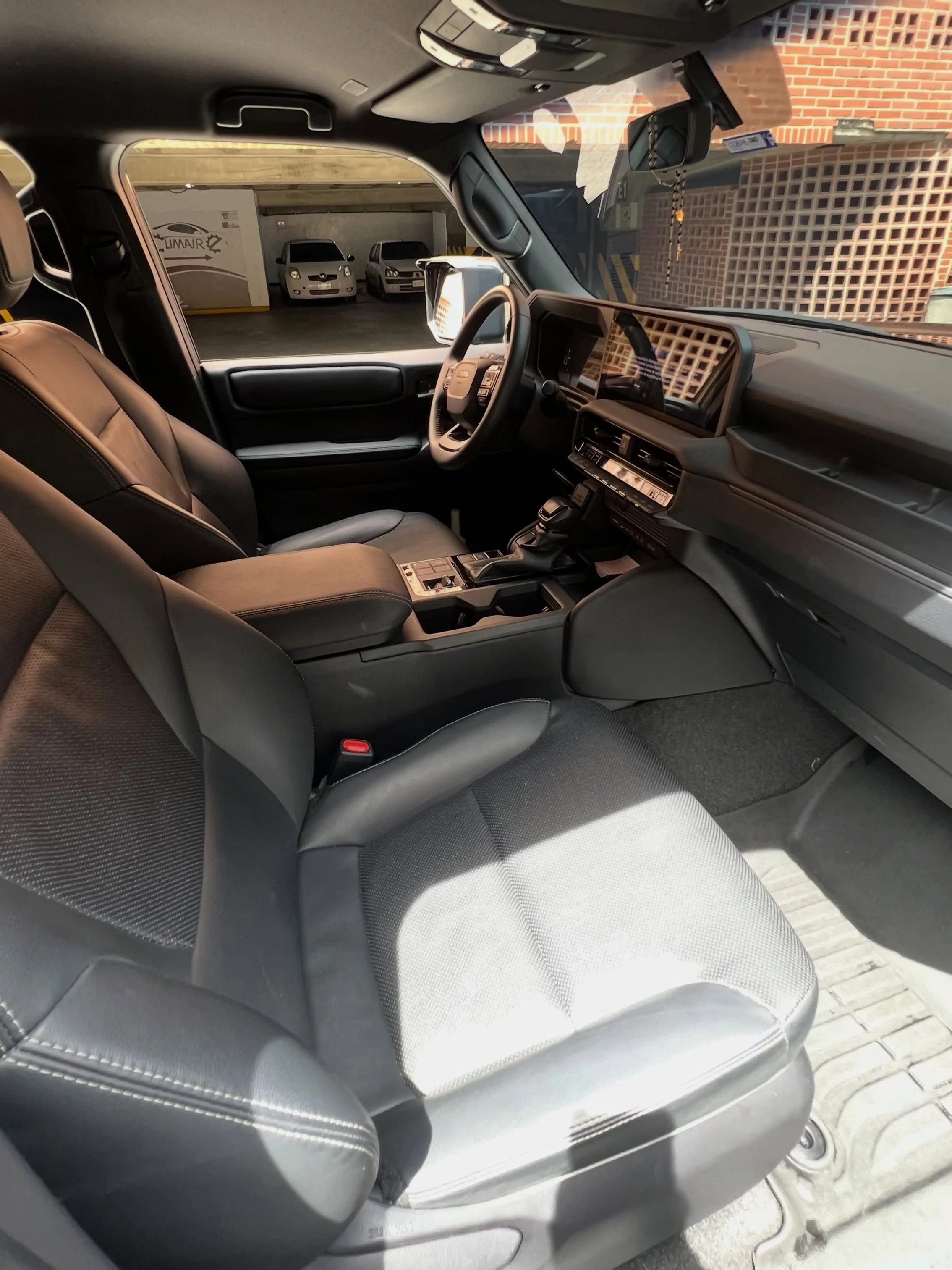 2025 Toyota Land Cruiser Prado — foto 12