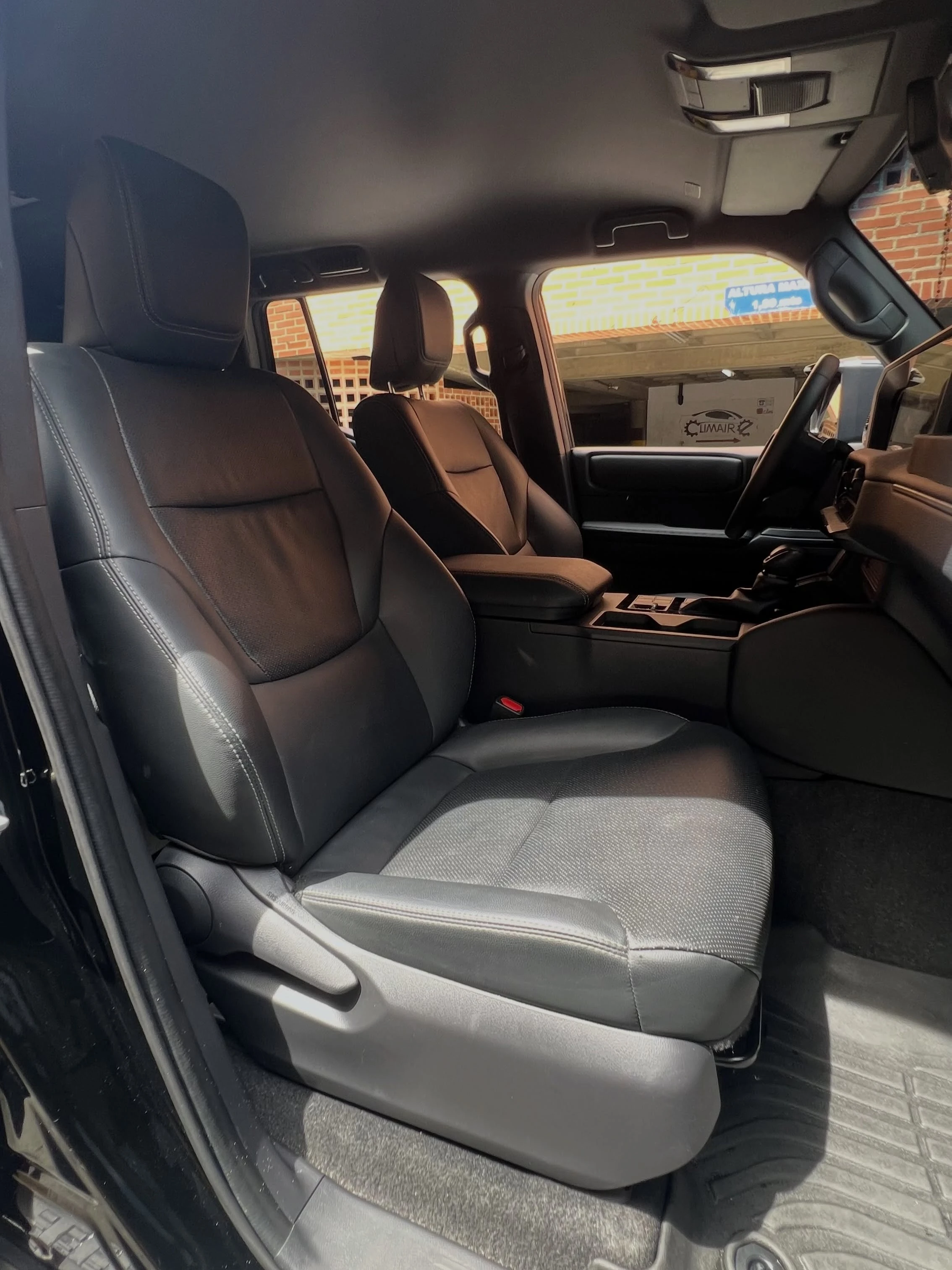 2025 Toyota Land Cruiser Prado — foto 13