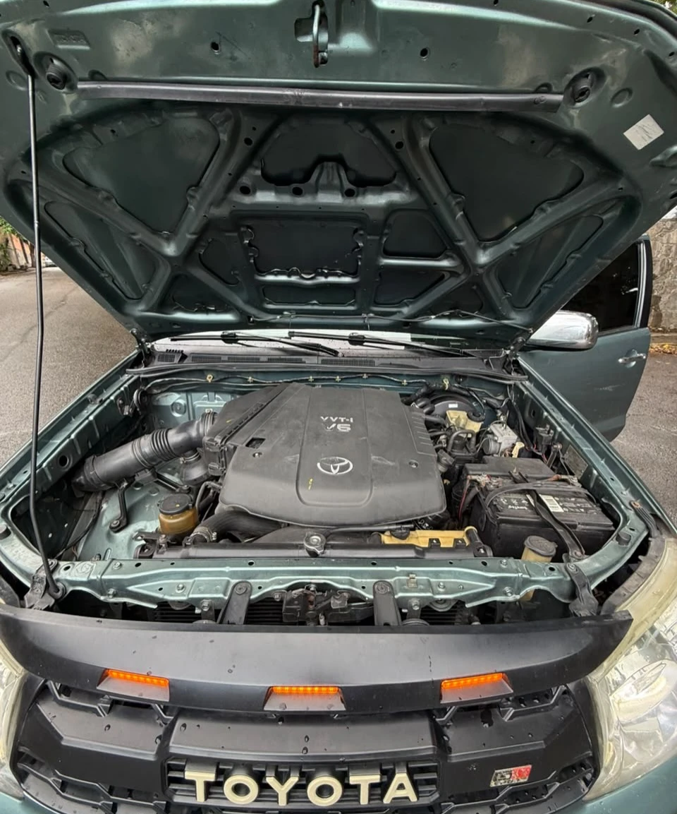 2010 Toyota Fortuner — foto 9
