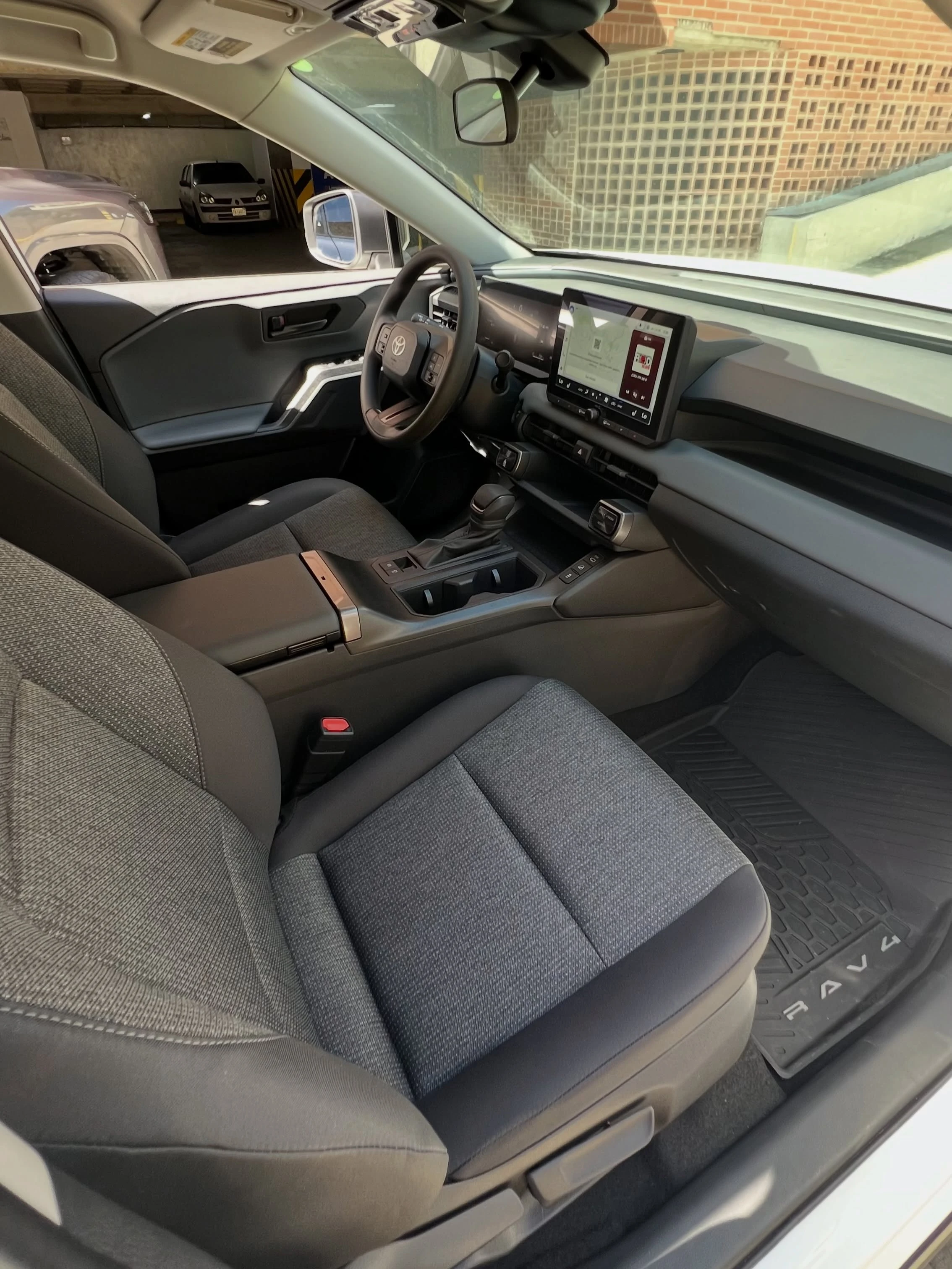 2026 Toyota RAV4 LE 2.5L Americana — foto 11