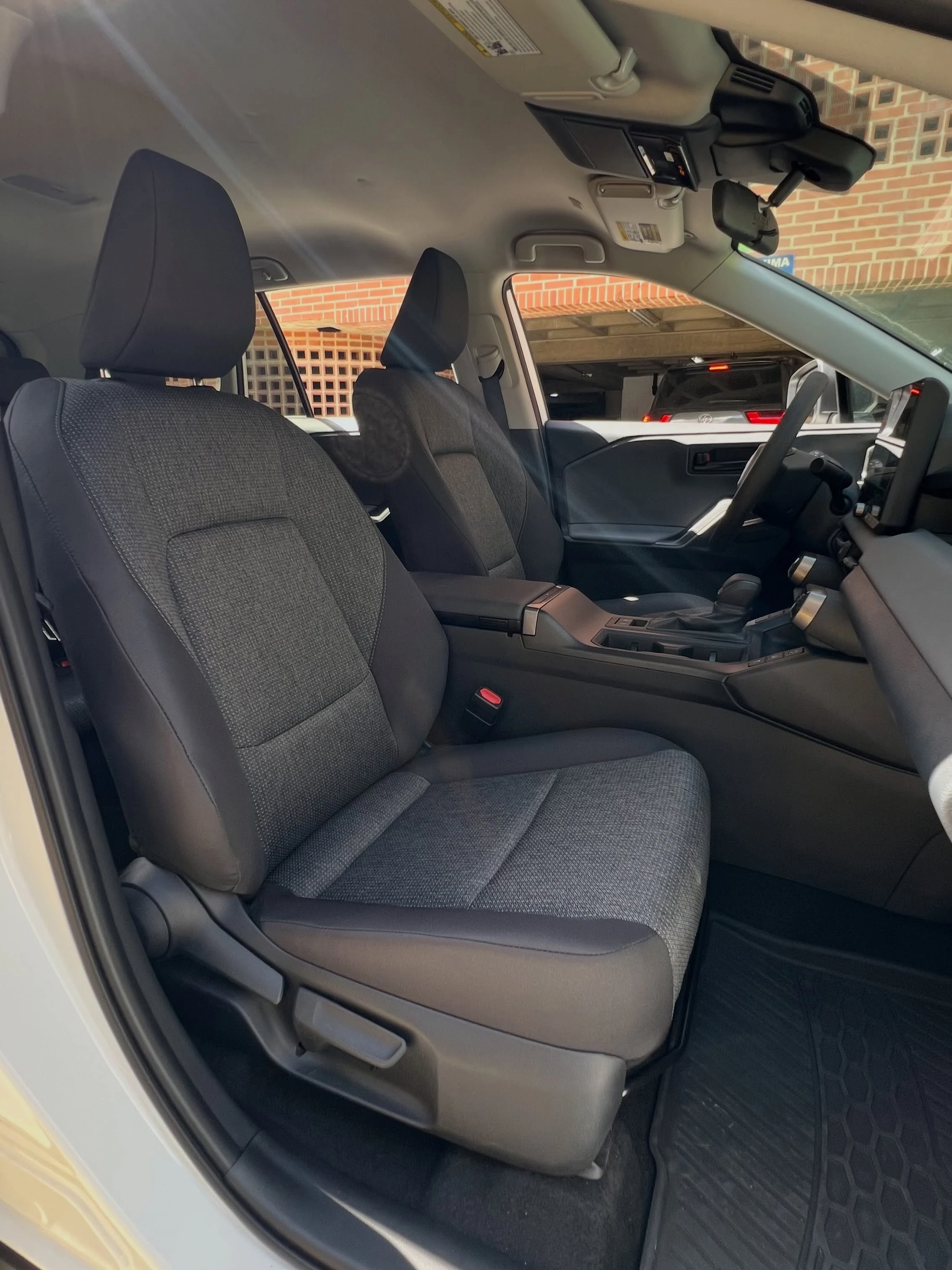 2026 Toyota RAV4 LE 2.5L Americana — foto 12