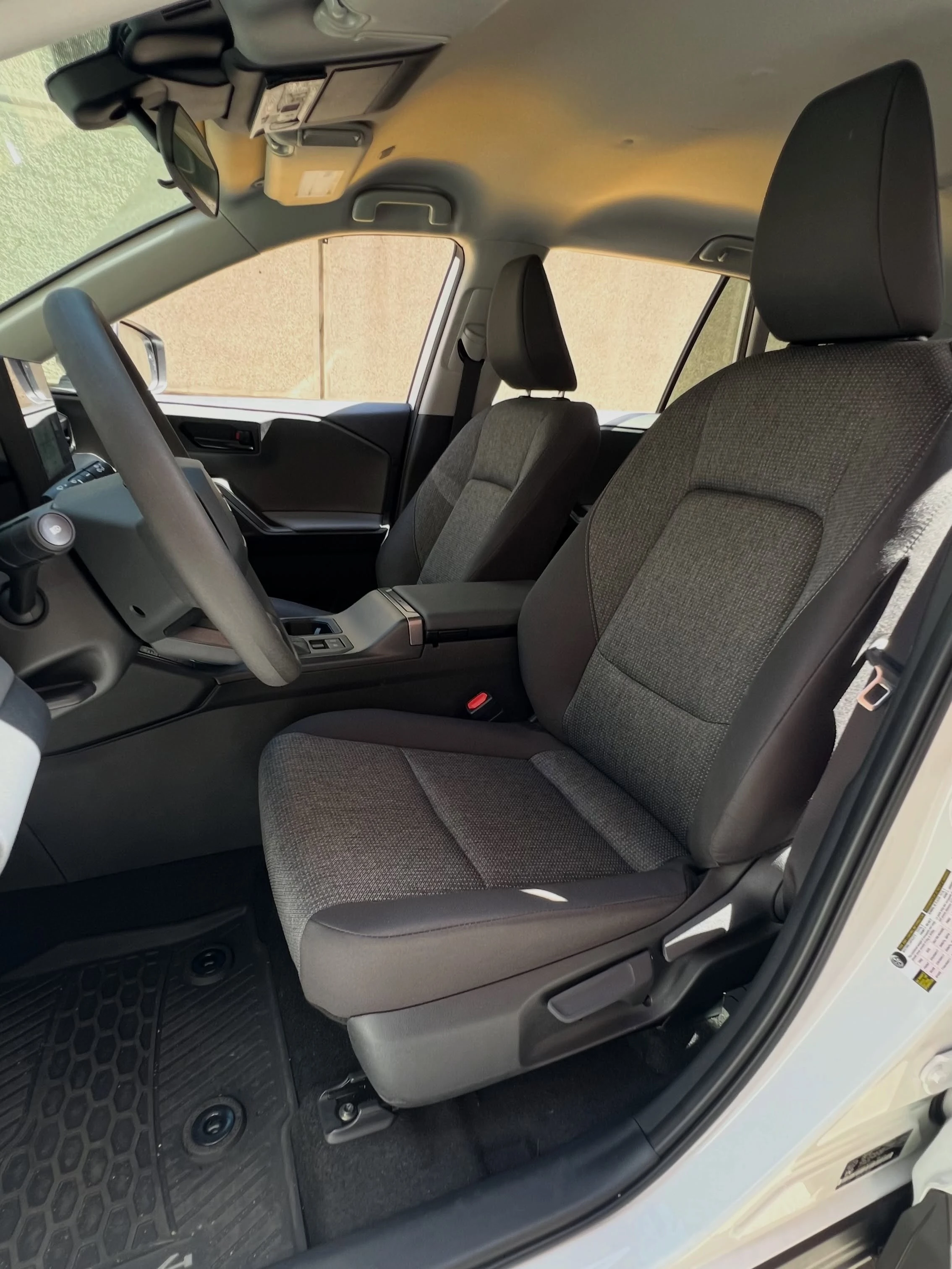 2026 Toyota RAV4 LE 2.5L Americana — foto 14