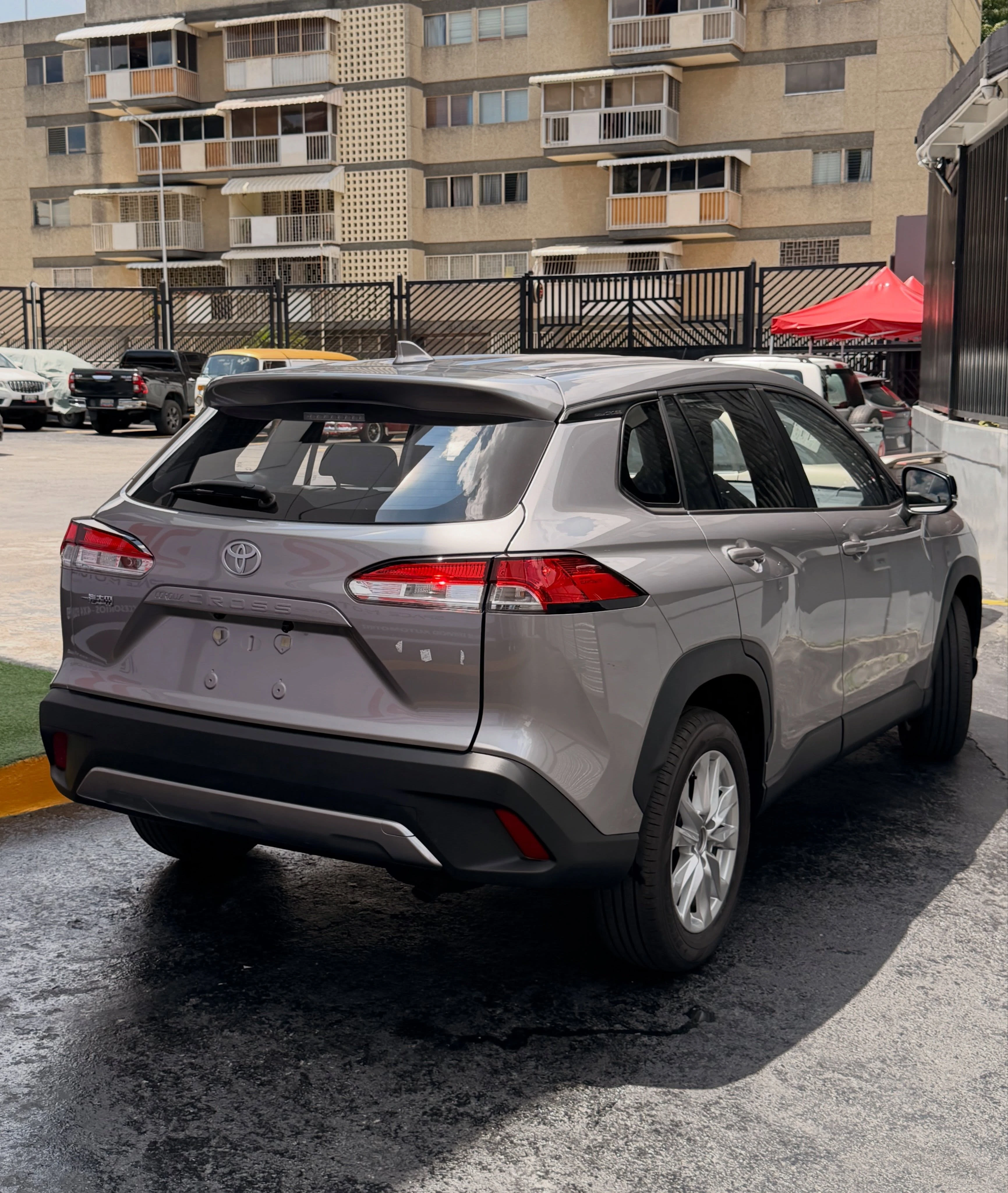 2026 Toyota Corolla Cross ELITE — foto 8