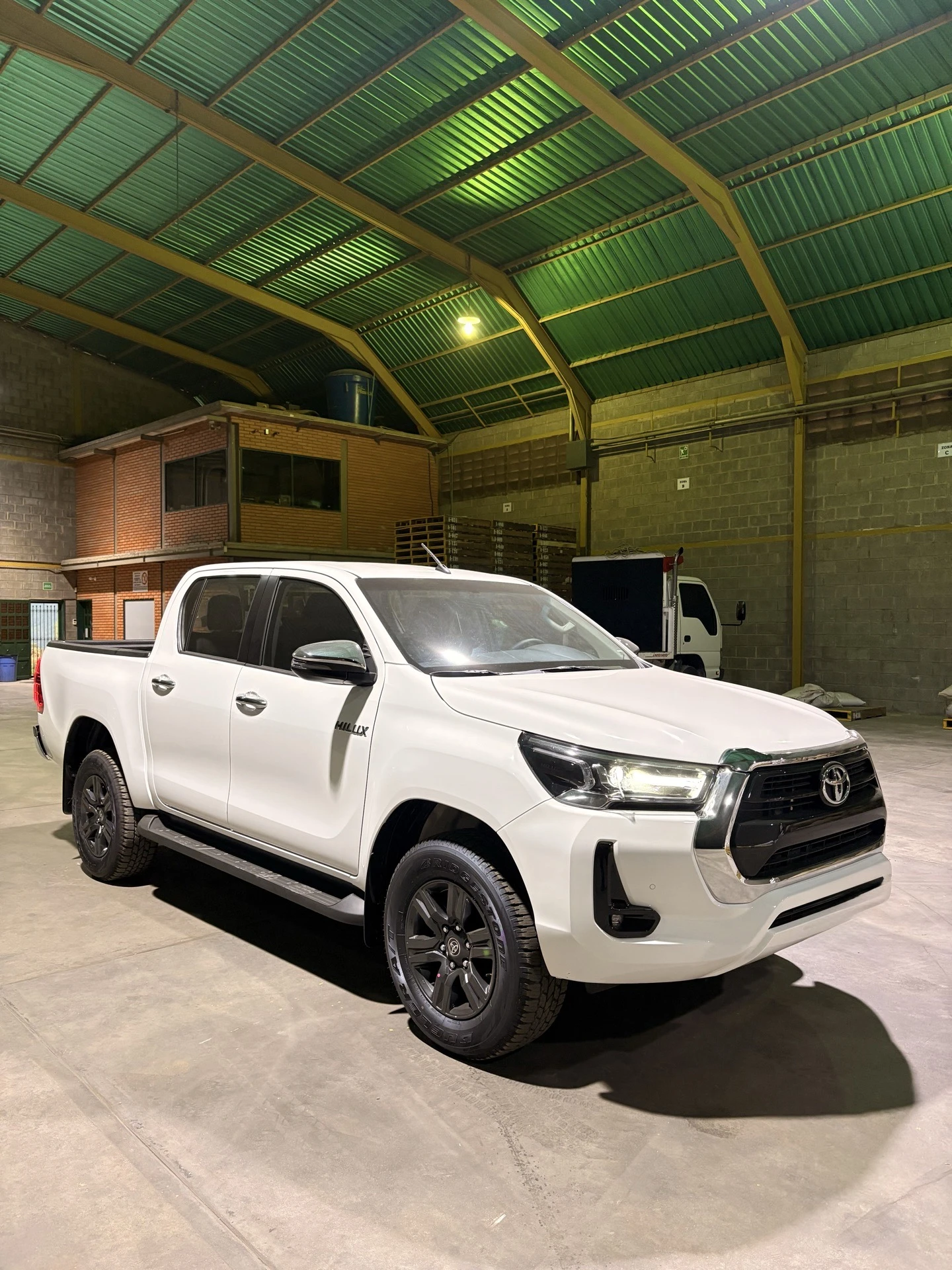 2027 Toyota Hilux 2.7