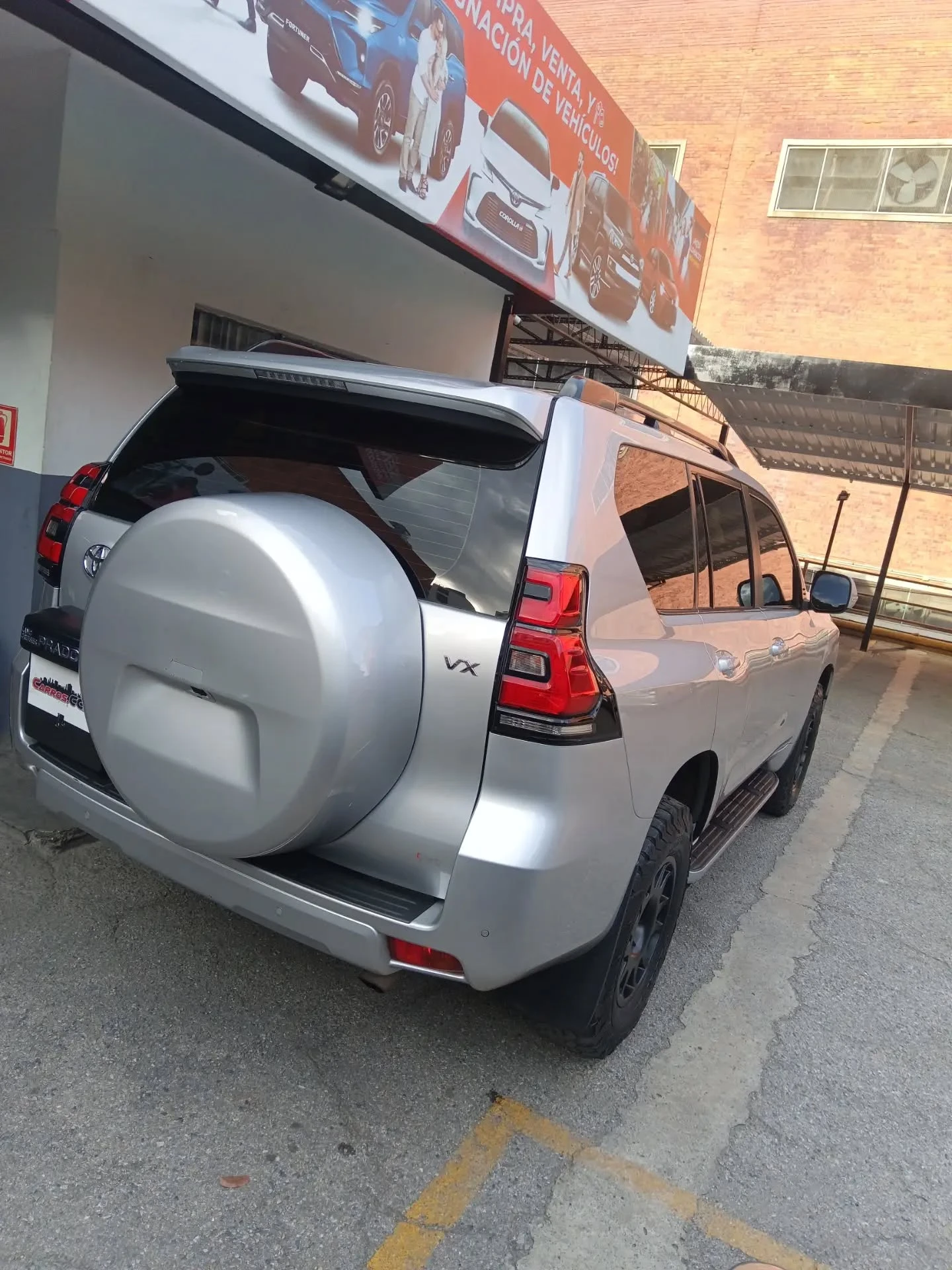 2022 Toyota Land Cruiser Prado VX — foto 3