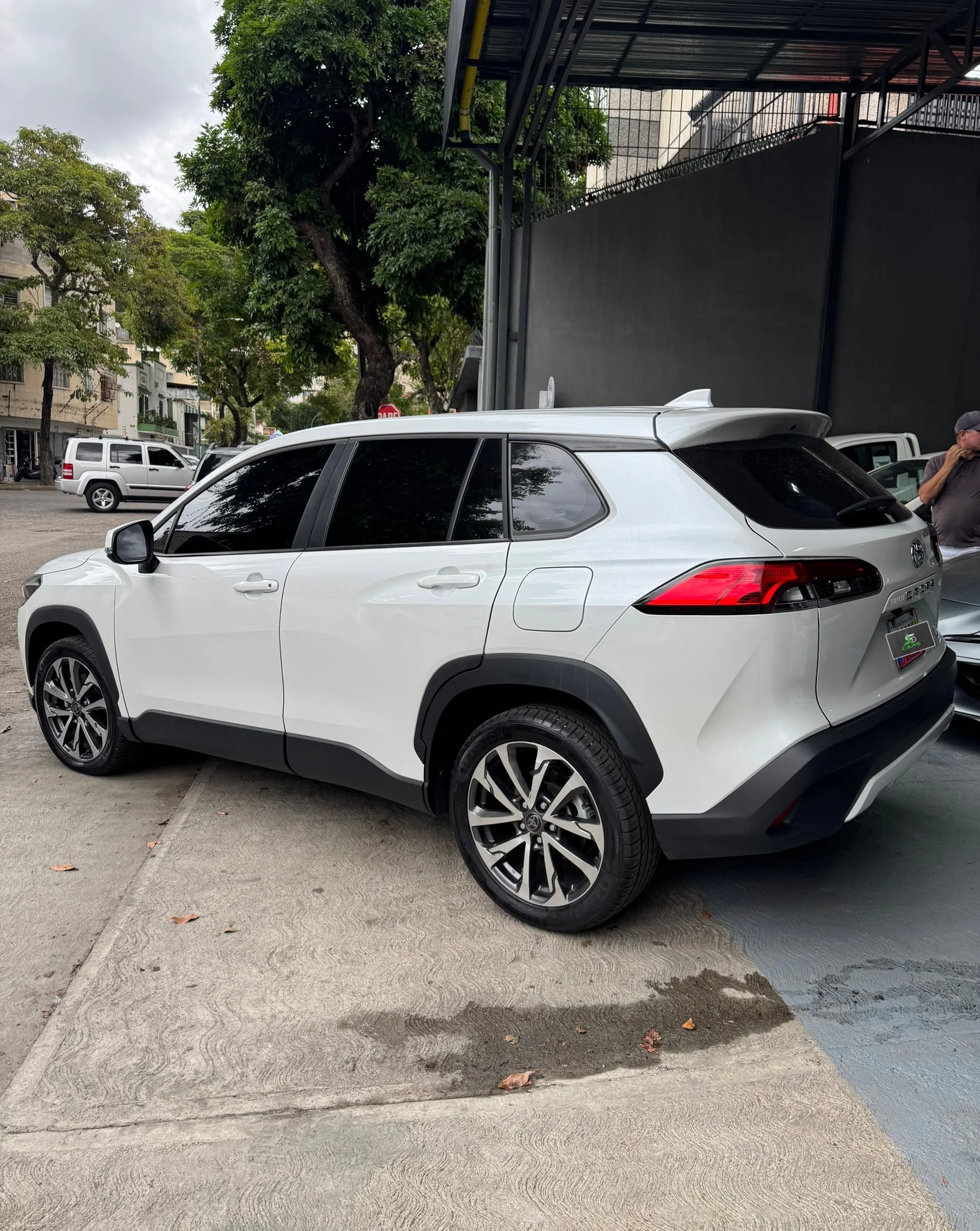 2025 Toyota Corolla Cross Élite — foto 3