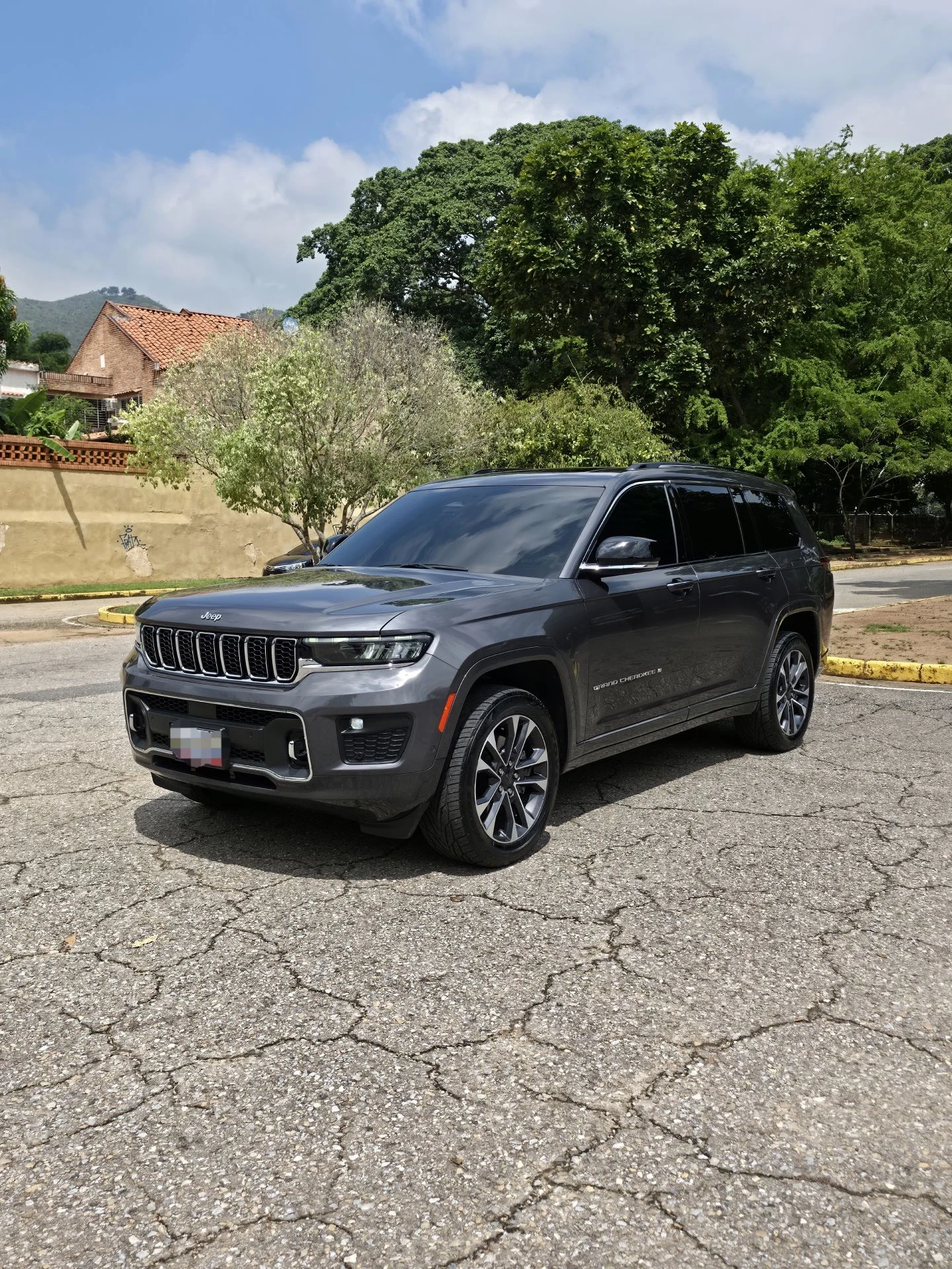 2023 Jeep Grand Cherokee Overland