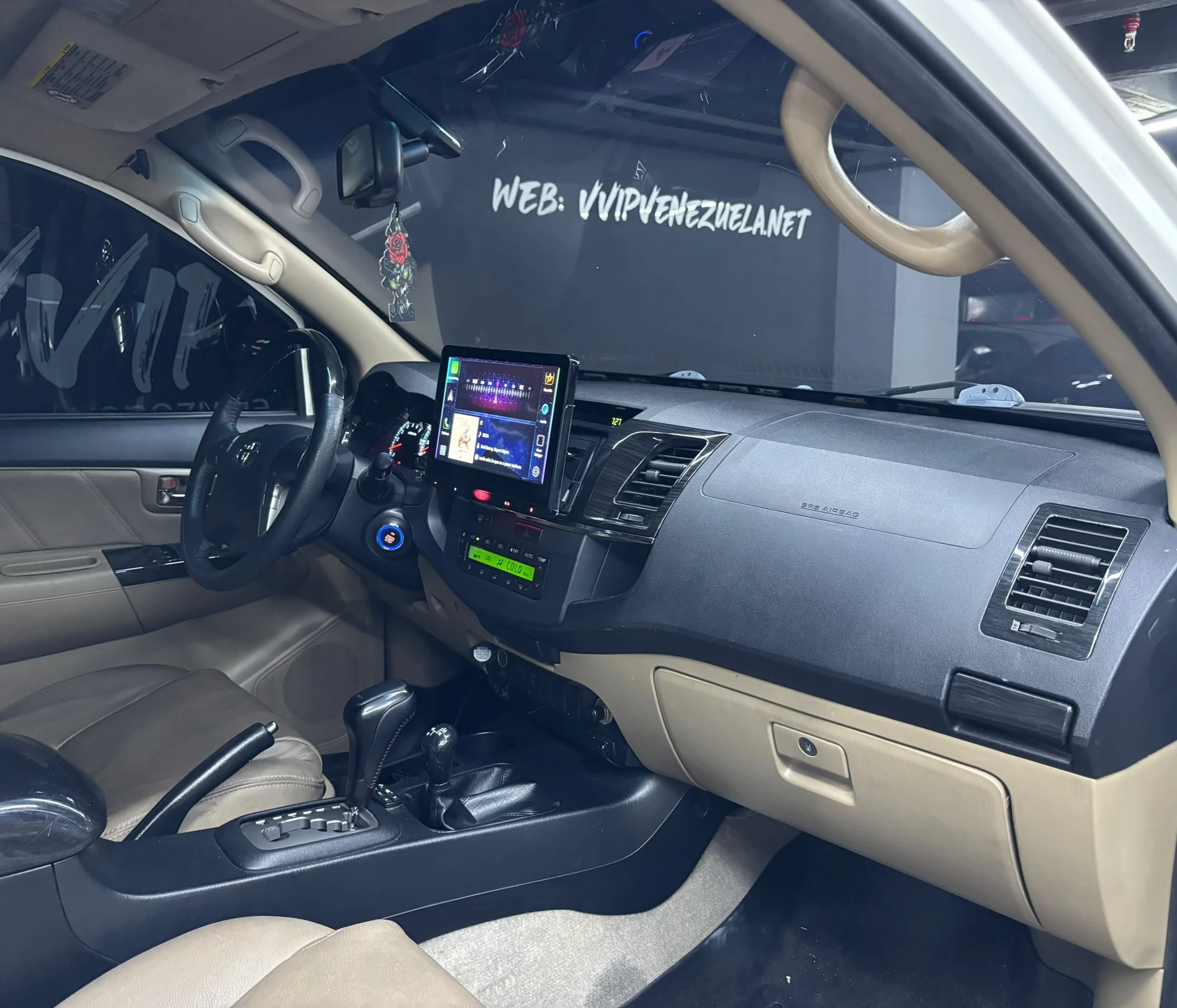 2018 Toyota Fortuner — foto 10