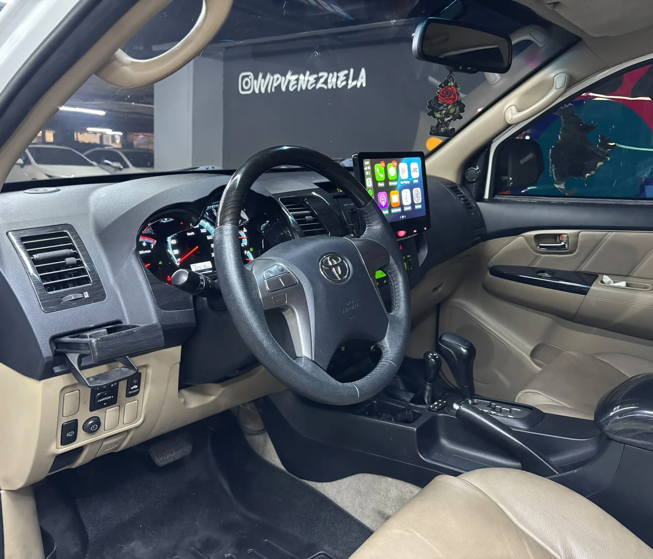 2018 Toyota Fortuner — foto 11